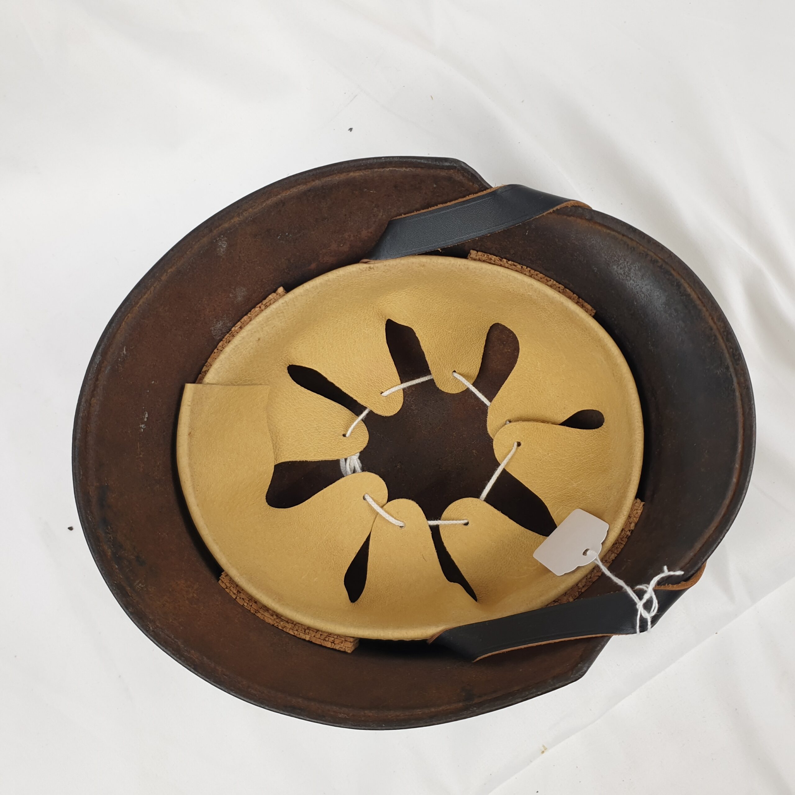 WW2 Era German M34 Helmet with replacement liner - Image 9