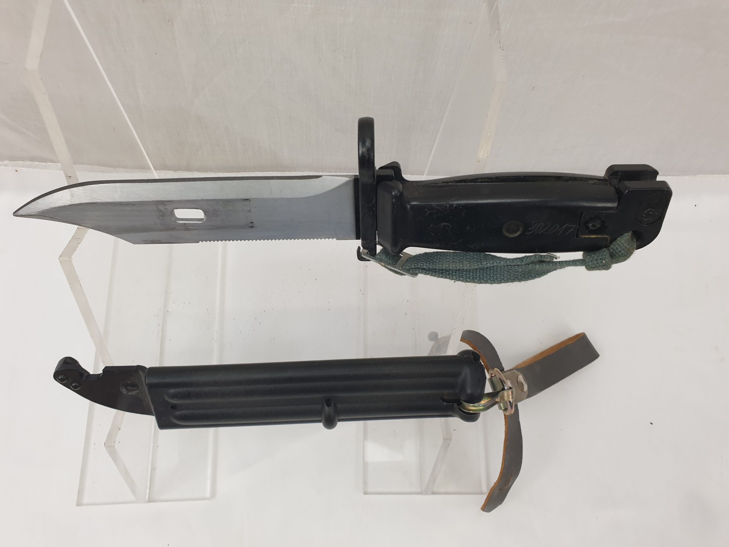 AK47 Bayonet with Scabbard and Straps - Image 5