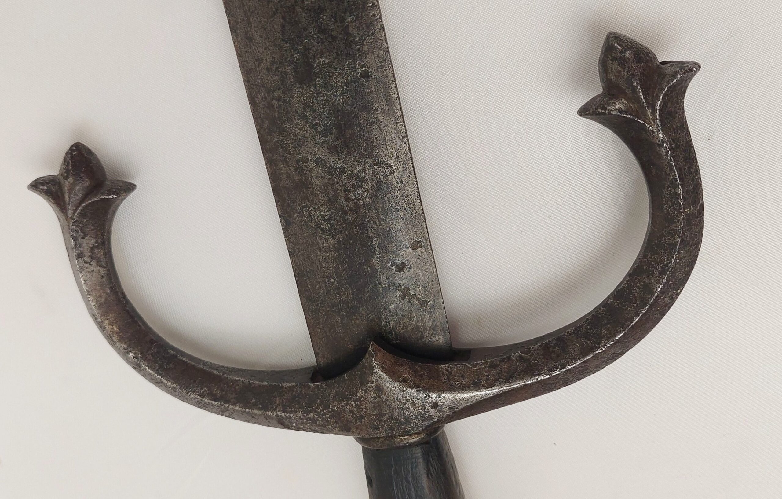 c1600 North European Horsemans Sword - Image 9