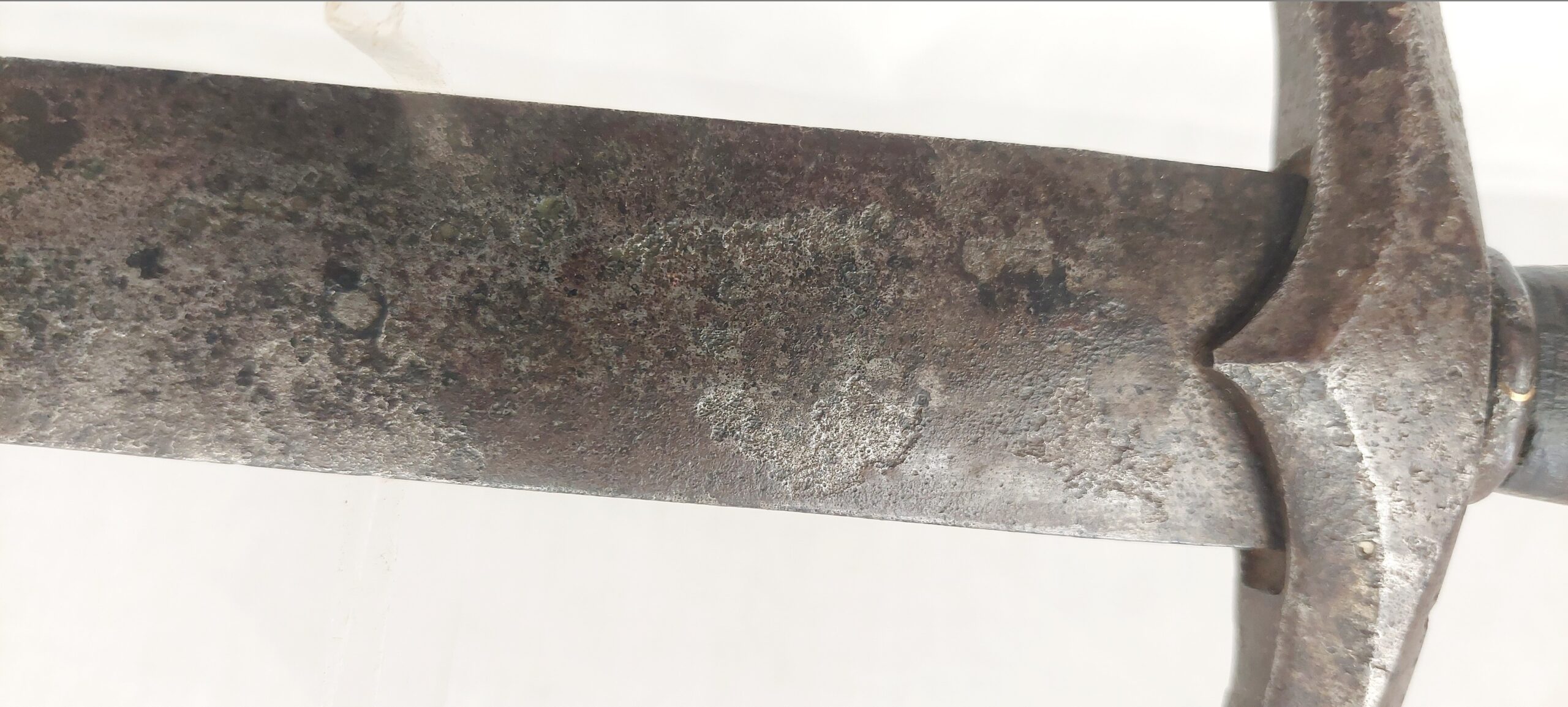 c1600 North European Horsemans Sword - Image 17
