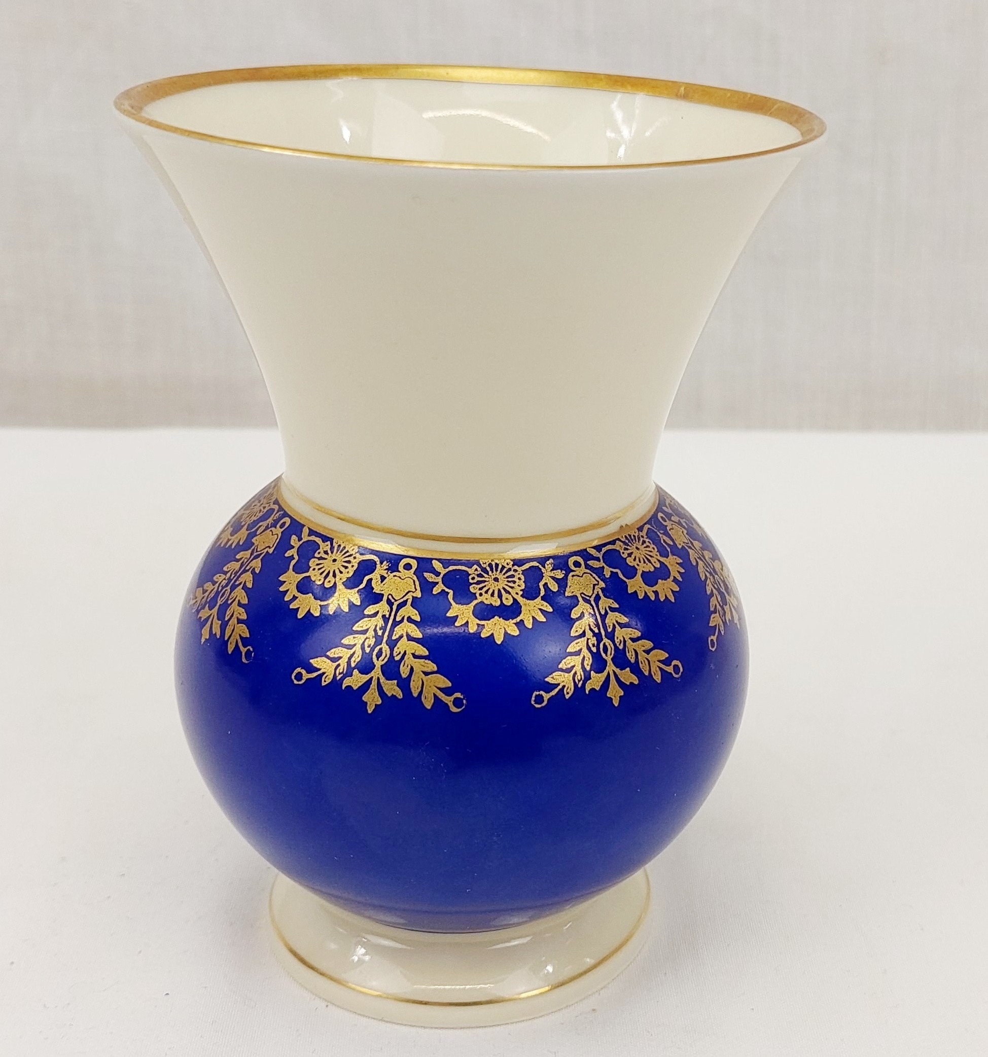 1950's Edelstein Porcelain Vase - Image 3