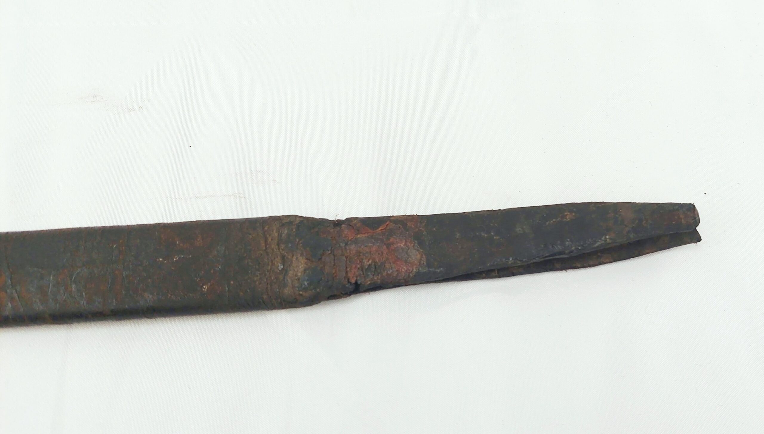British 1845 Pattern Infantry Officers Sword - Image 2