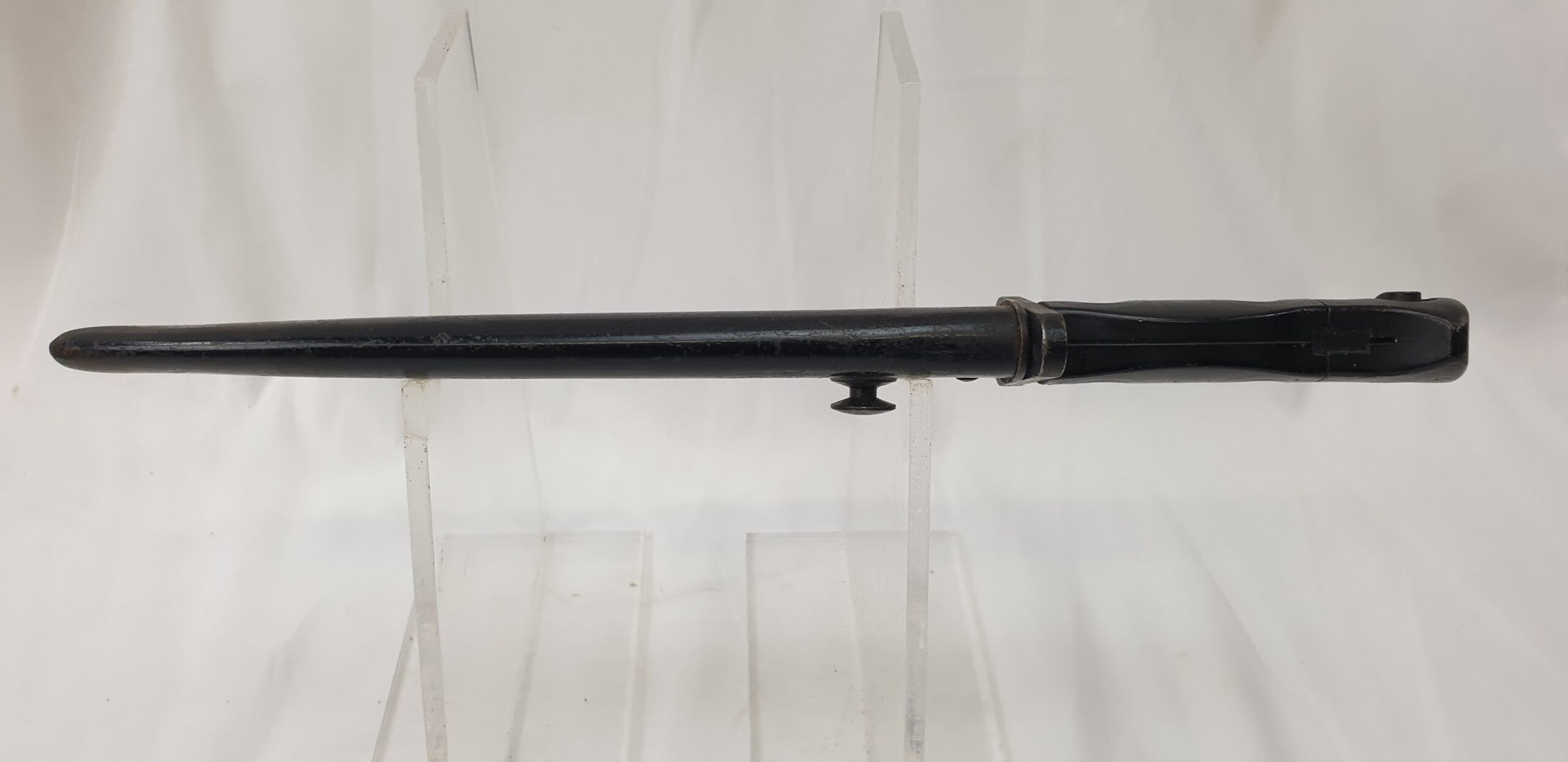 British SLR L1A3 Bayonet, Complete with the Original Scabbard - Image 3