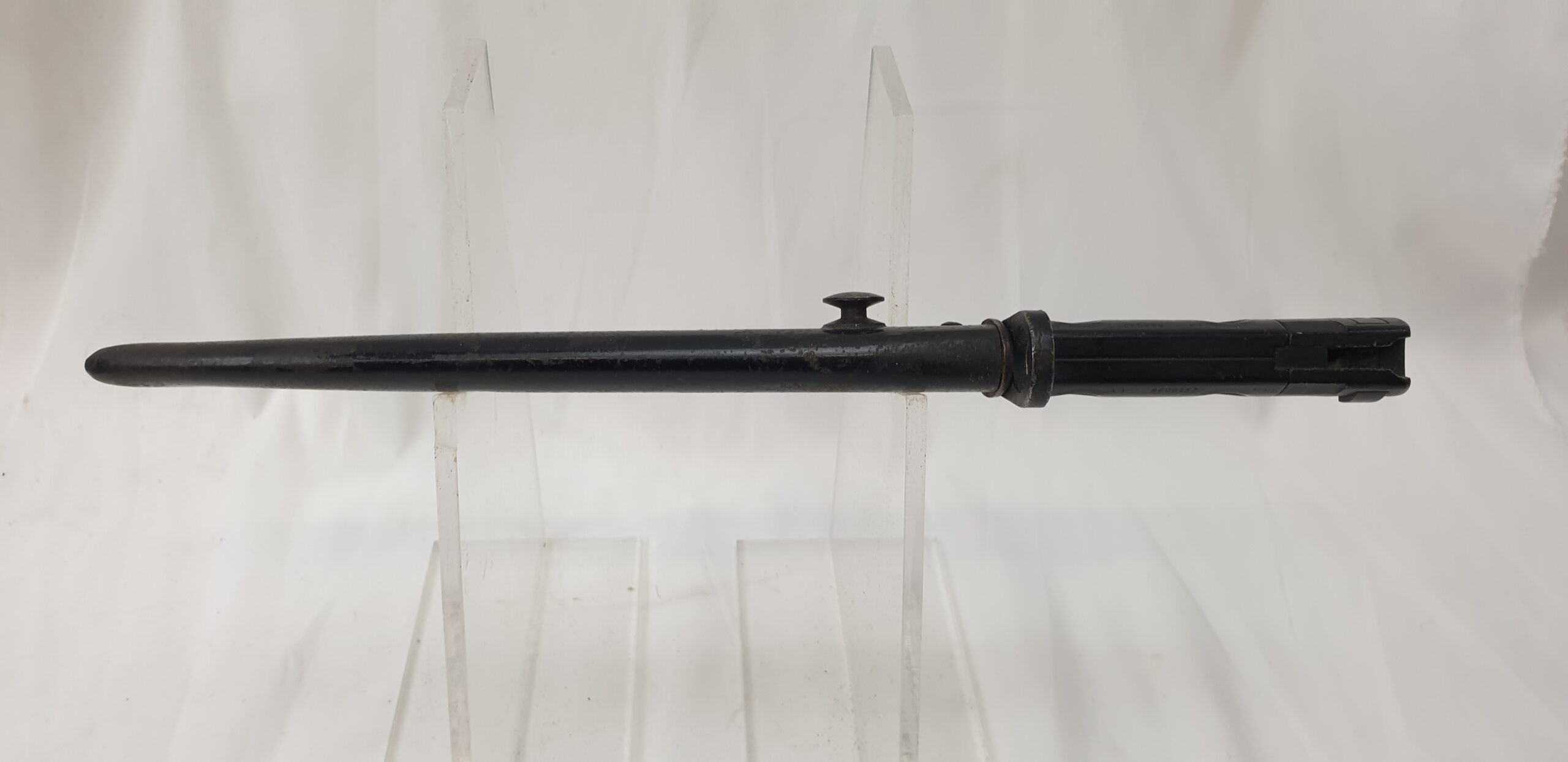 British SLR L1A3 Bayonet, Complete with the Original Scabbard - Image 5
