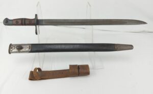 British, WW1, 1913 Pattern Sword Bayonet, by Remington, dated 1917, with Scabbard and Frog