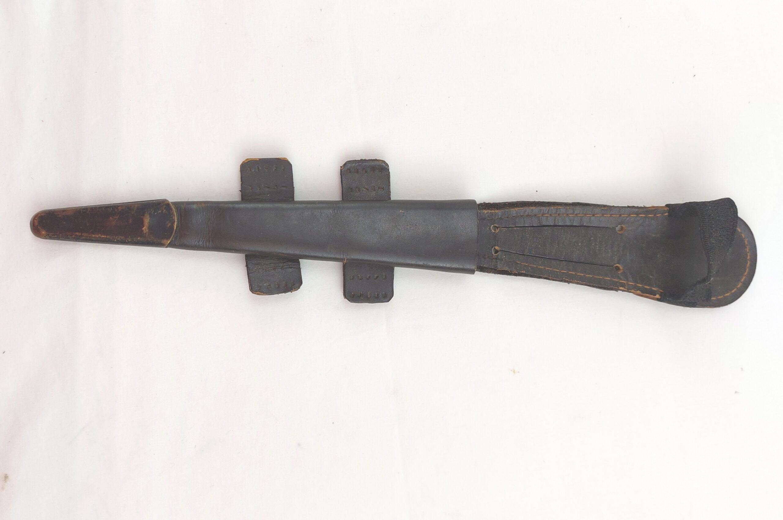 *Fairbairn Sykes Commando Dagger 3rd Pattern with Leather Scabbard* - Image 23