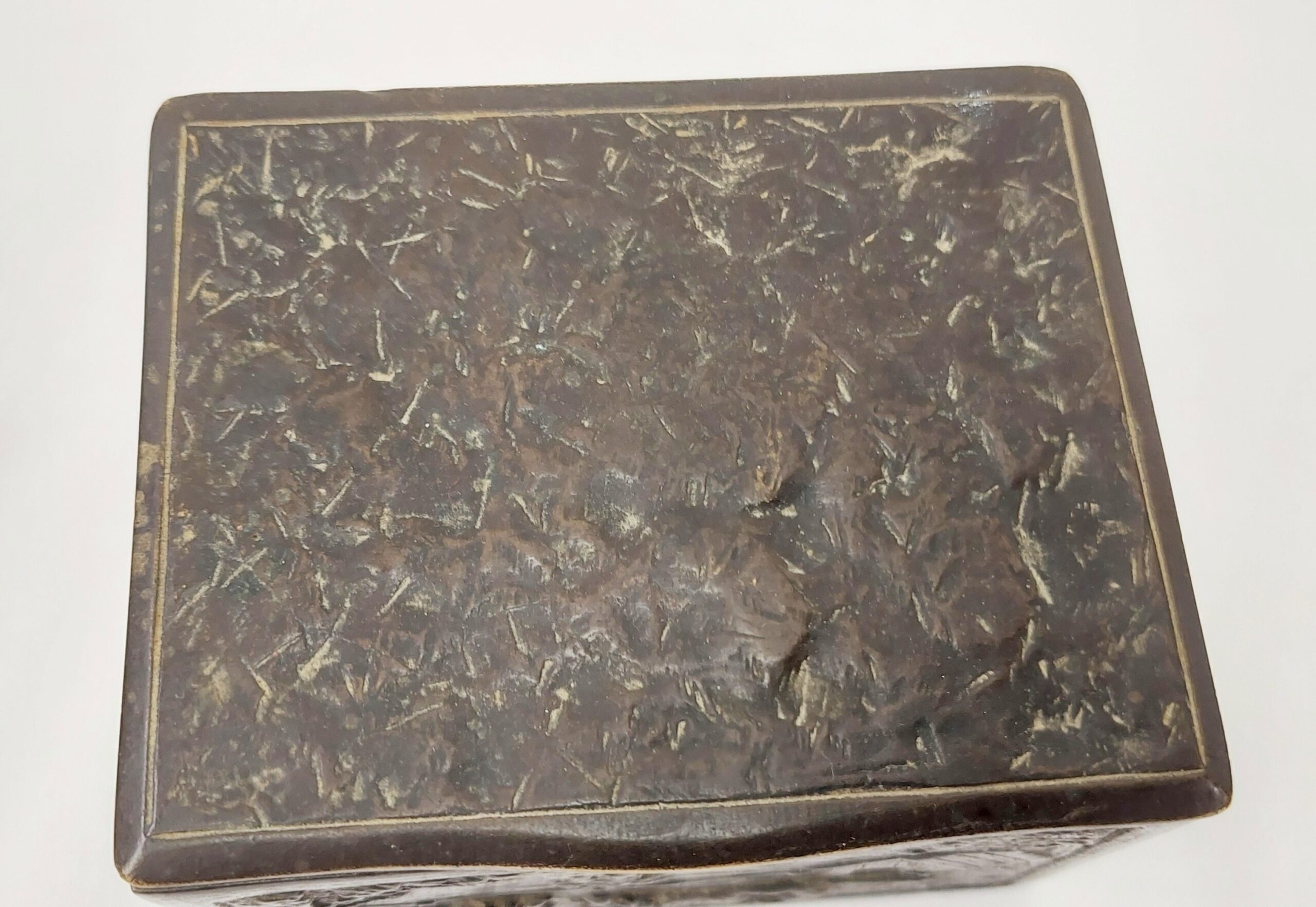 Georgian Early 19th Century Bronze Casket Depicting Dogs - Image 7