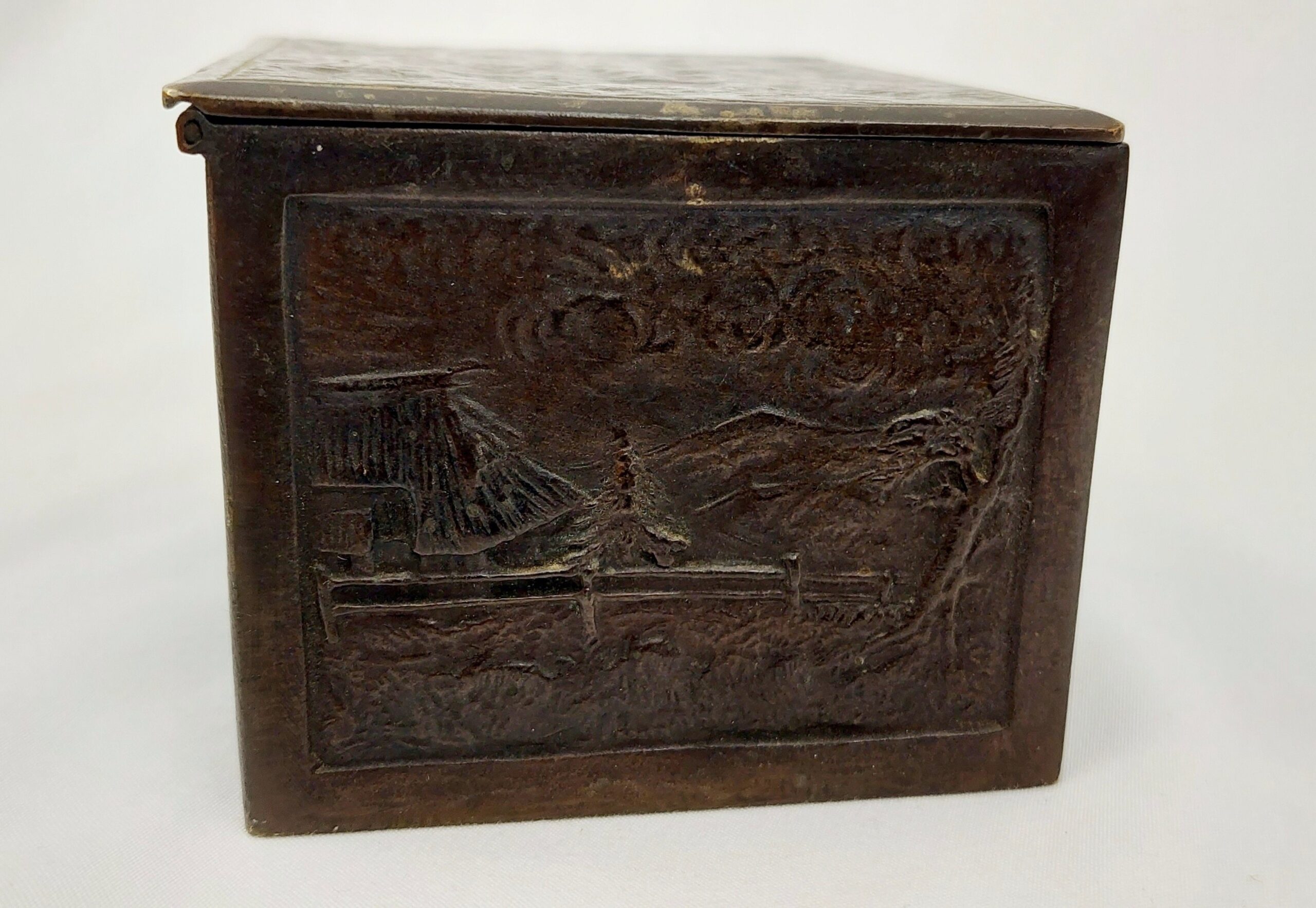 Georgian Early 19th Century Bronze Casket Depicting Dogs - Image 6