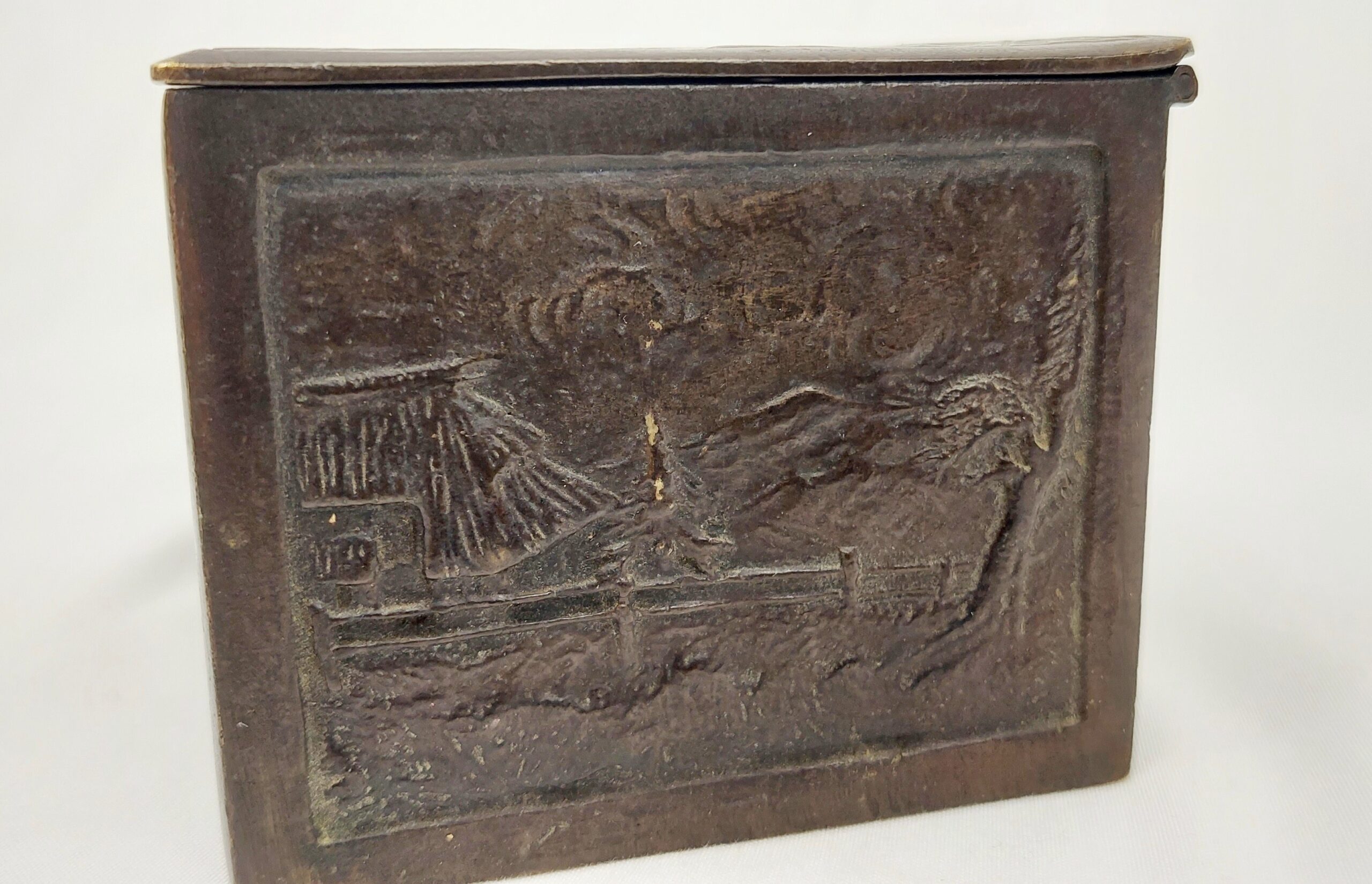 Georgian Early 19th Century Bronze Casket Depicting Dogs - Image 4
