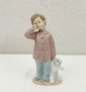 Lladro Nao Figurine #1139 Sleepy Boy With Teddy Bear