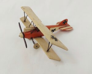 1940’s Givejoy Toys Skybirds 1:72 Scale Model Albatros D.III