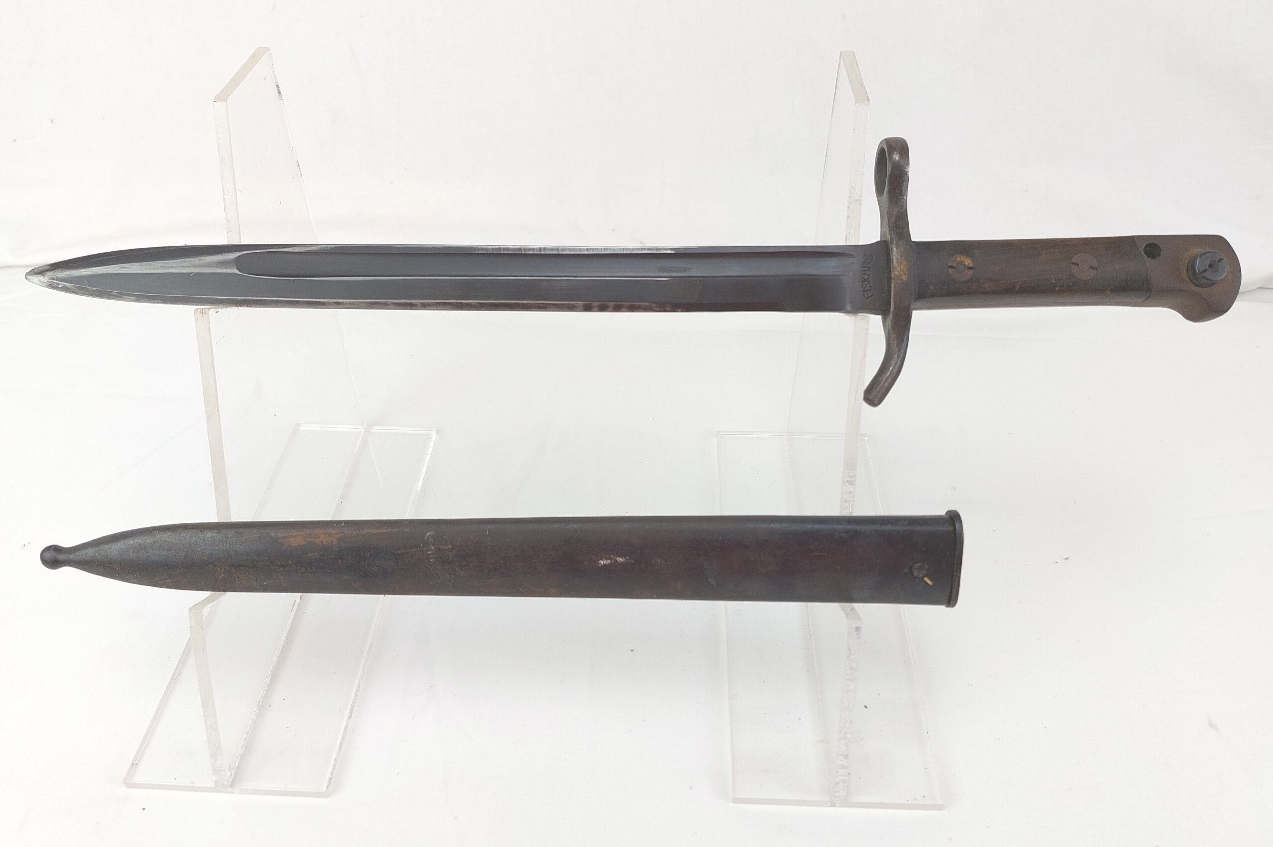 Original Finnish M1927 Bayonet & Scabbard by Fiskars - Image 5