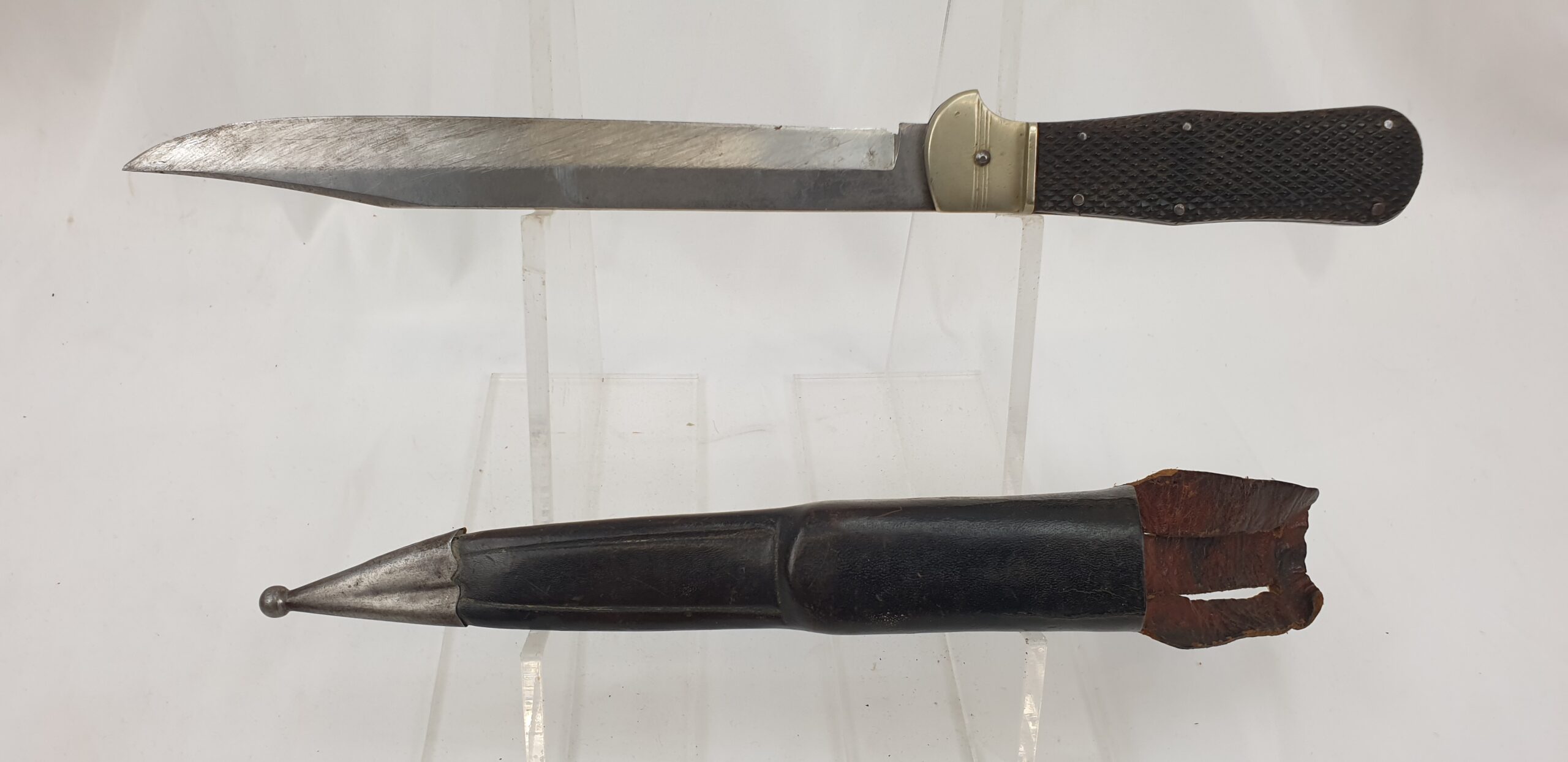 Militarised Folding Utility Knife - Image 3