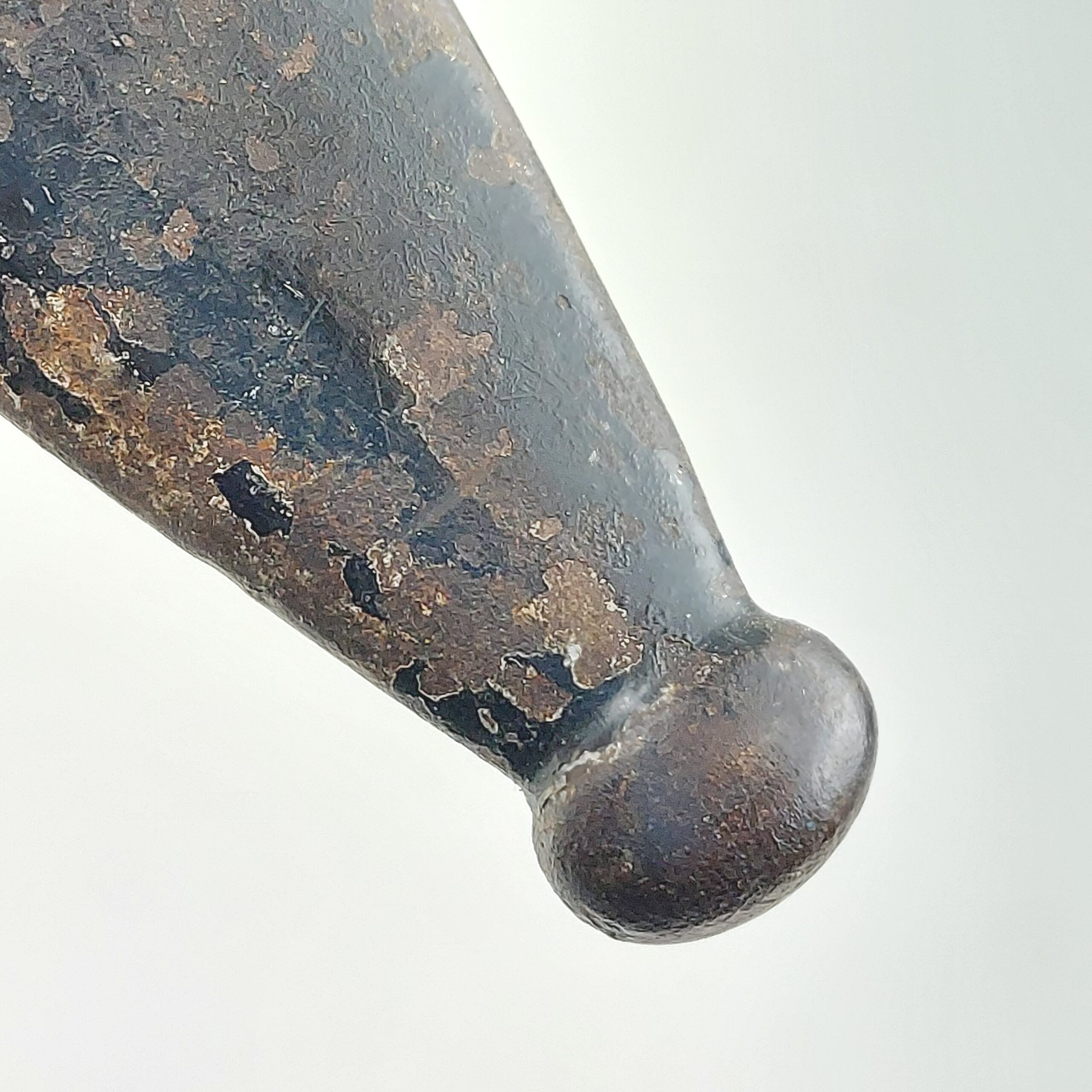 WW2 German Seitengewehr M1884/98 Mark III Bayonet with Wooden Grips and Scabbard for K98 Rifle - Image 22