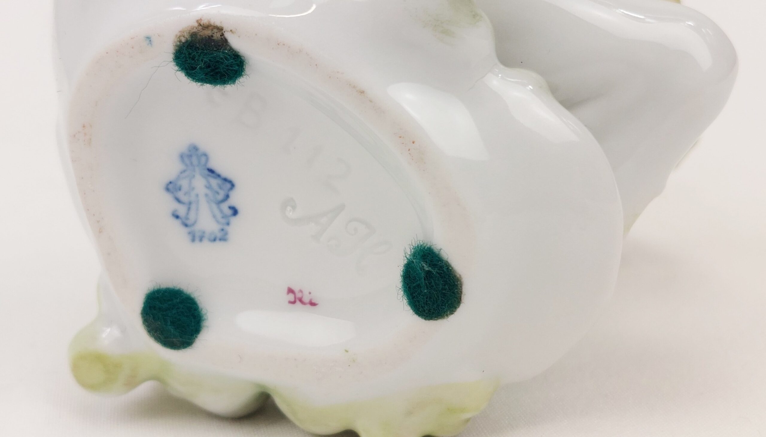 Quirky c1960 Volkstedt Ceramic Frog - Image 10