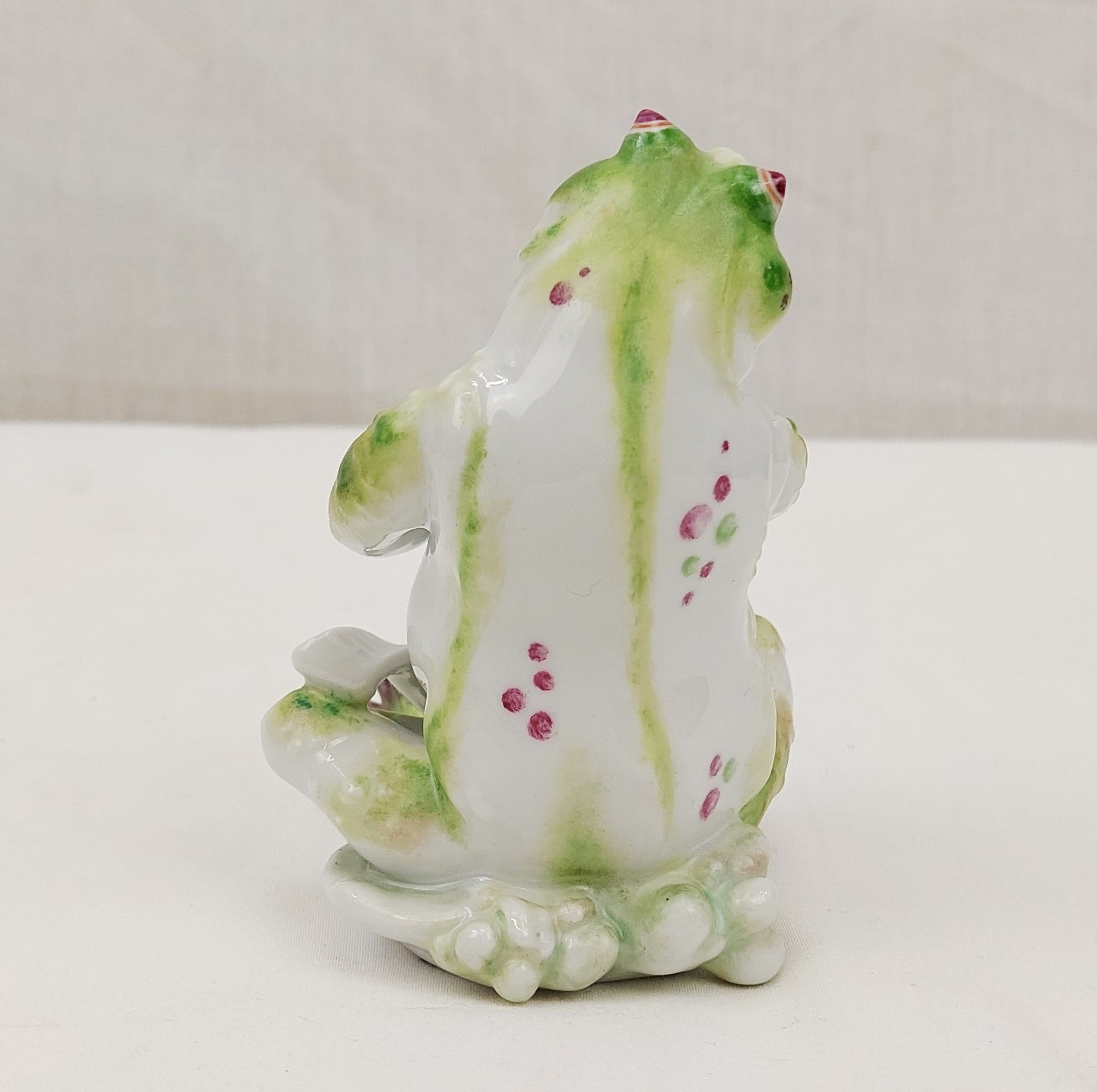 Quirky c1960 Volkstedt Ceramic Frog - Image 3