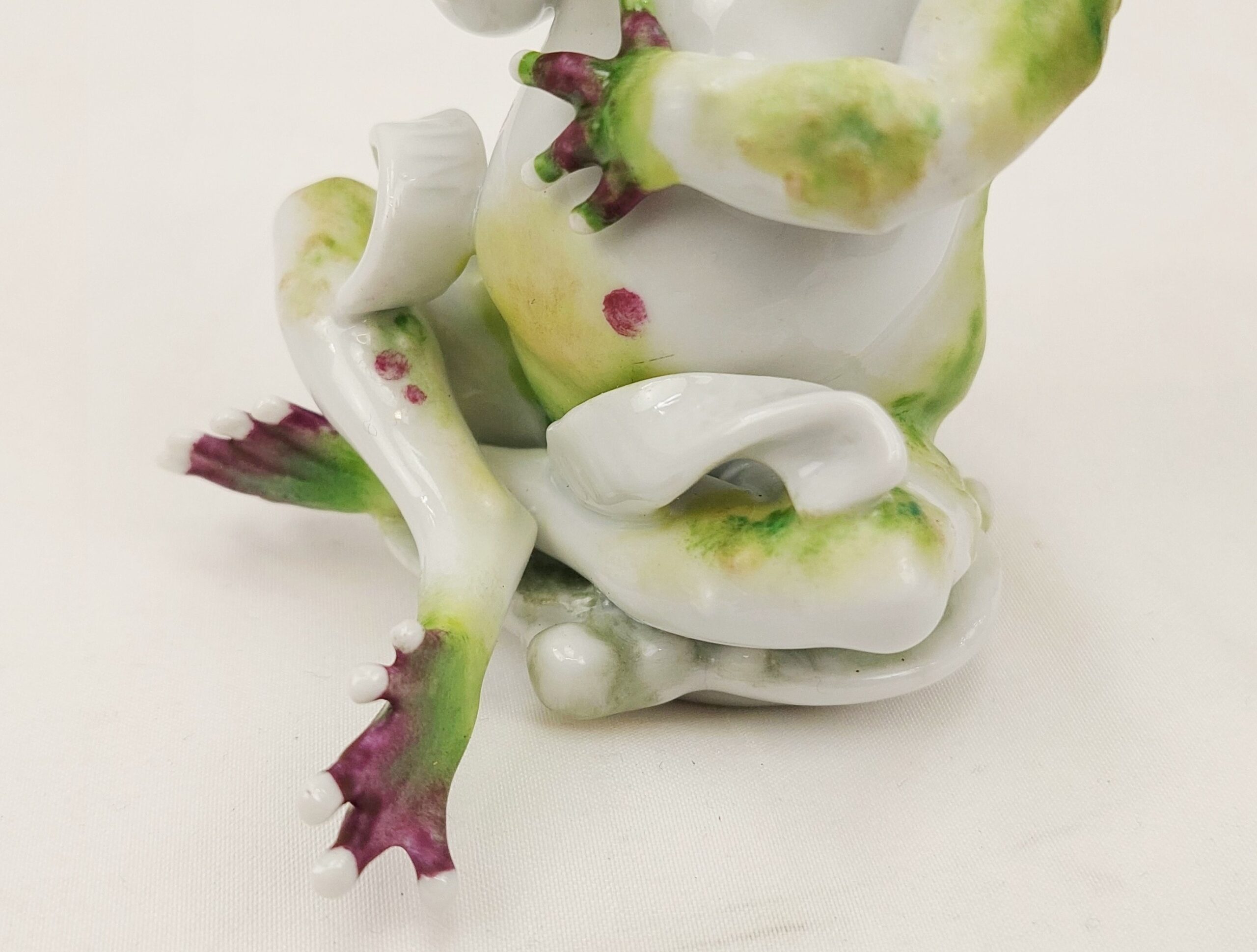 Quirky c1960 Volkstedt Ceramic Frog - Image 7
