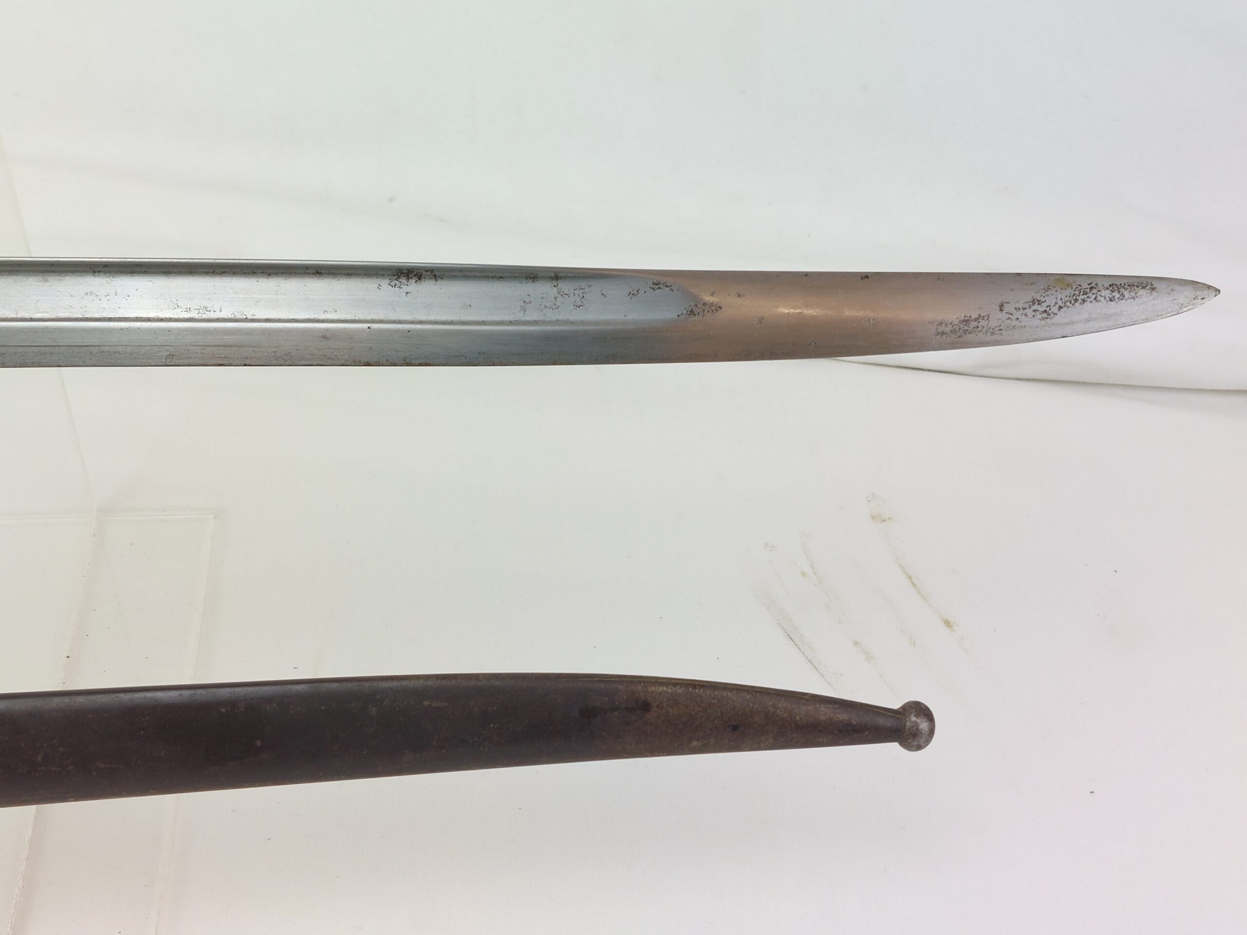 Rare: WW1, Portuguese M1885 Guedes/Kropatshek Yataghan Bayonet and Metal Scabbard - Image 4