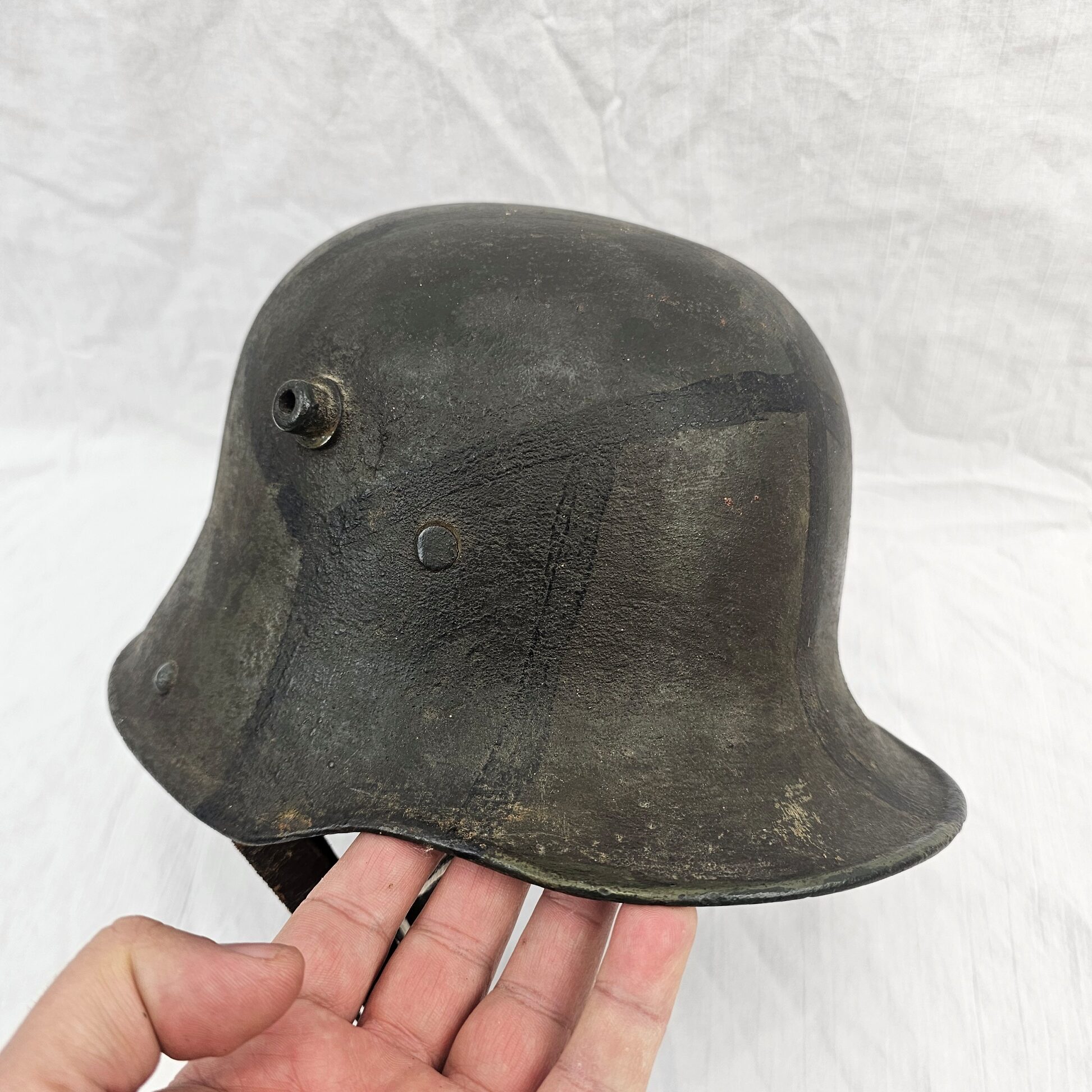 WW1 German M16 Helmet with Brow Plate (Stirnpanzer) - Image 9