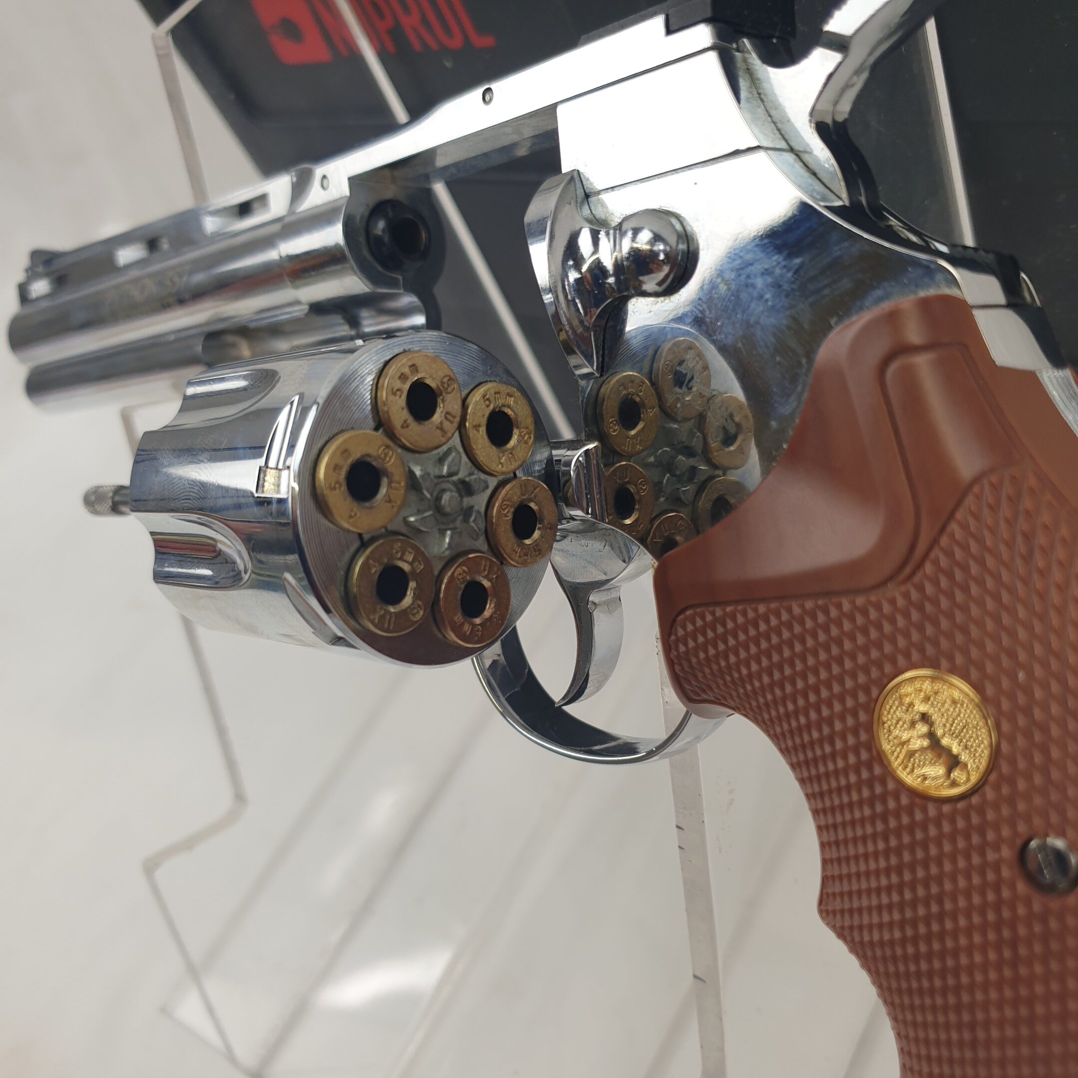 A .177 Cal - 4.5mm BB Colt Python .357 Magnum Revolver - Image 10