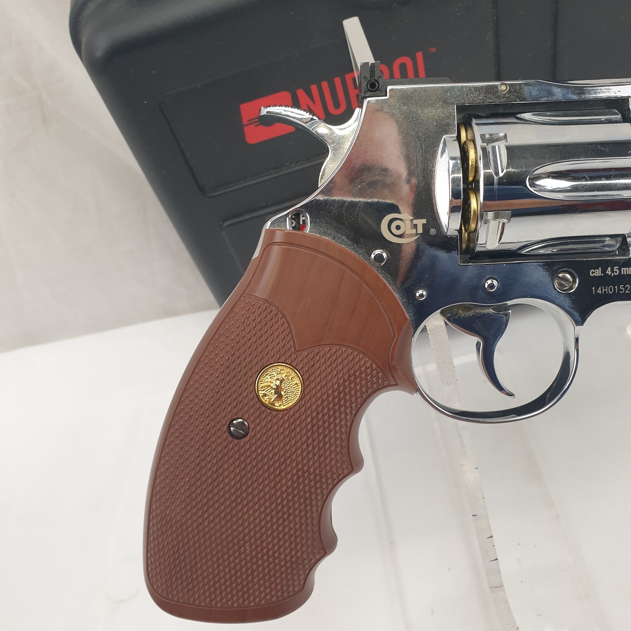 A .177 Cal - 4.5mm BB Colt Python .357 Magnum Revolver - Image 2