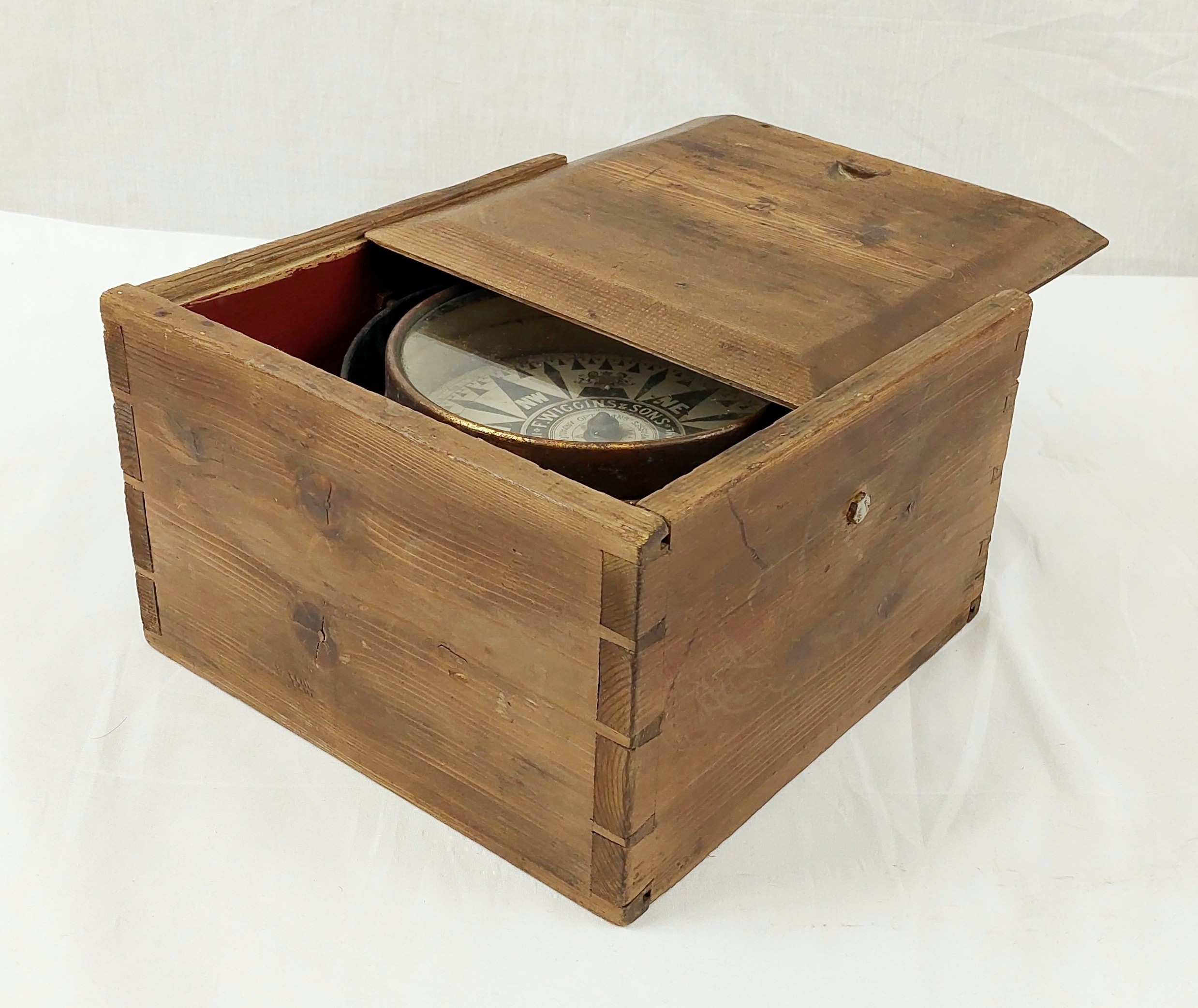 Circa WW1 Cased F Wiggins & Sons Marine Dry Card Compass - Image 2