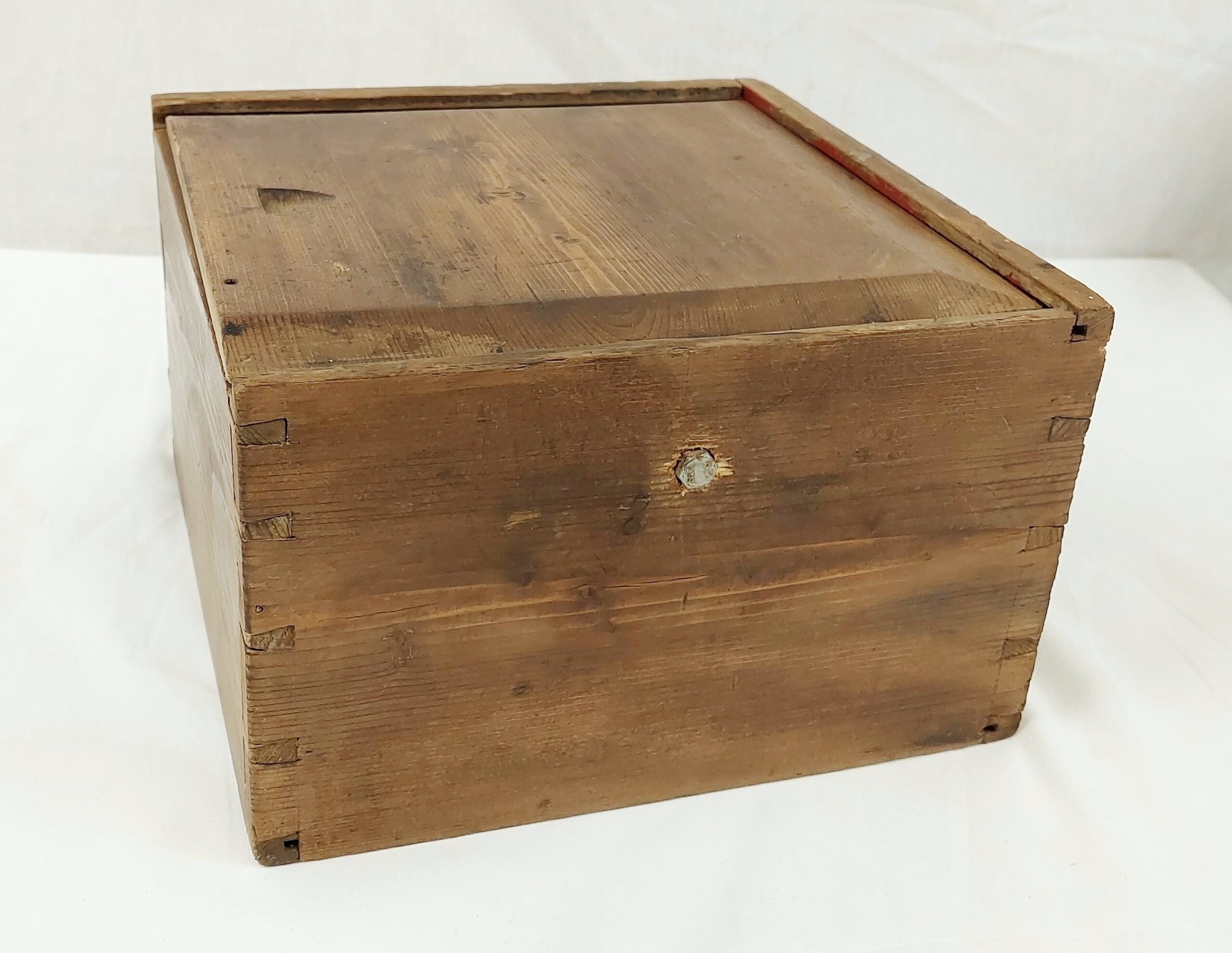 Circa WW1 Cased F Wiggins & Sons Marine Dry Card Compass - Image 3