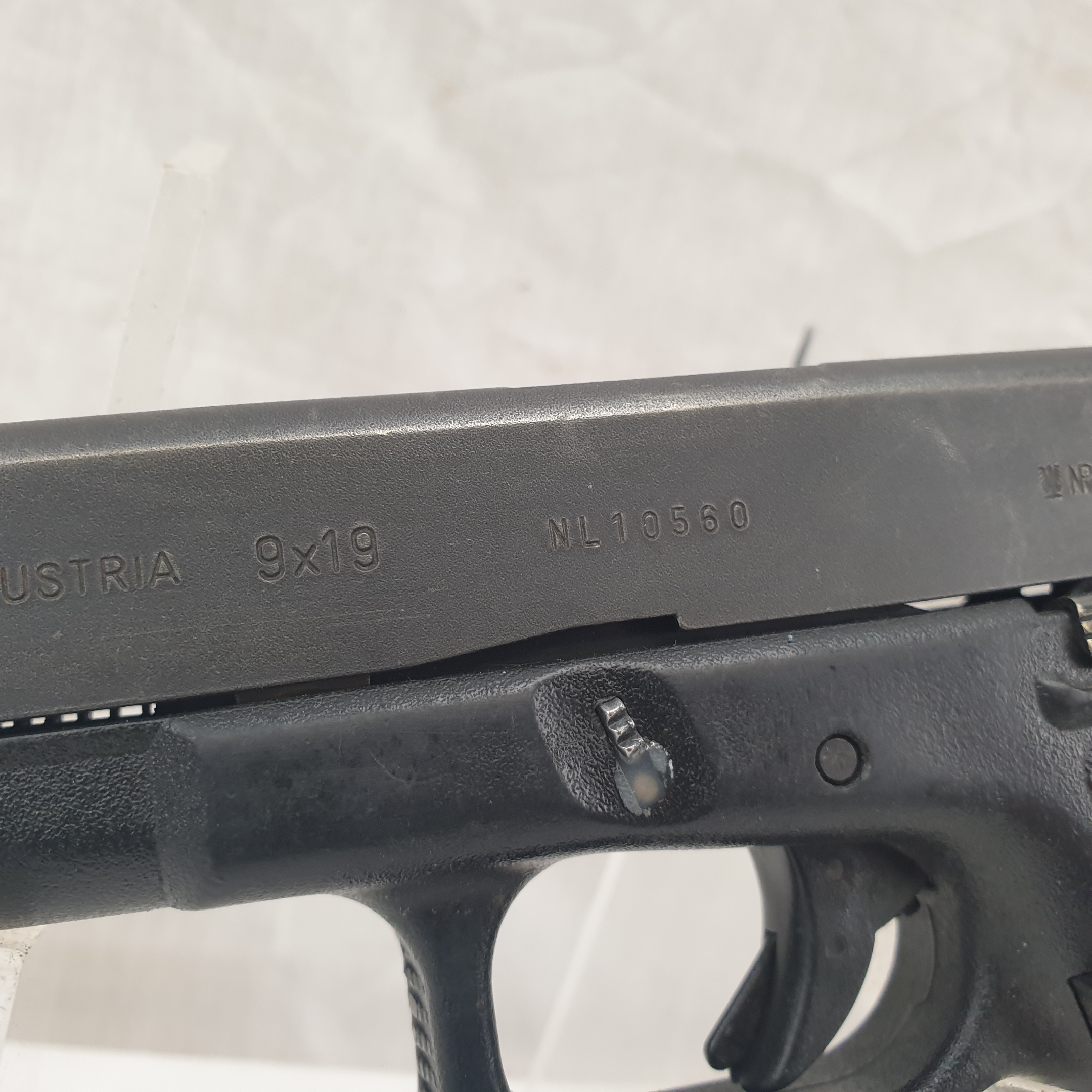 Deactivated Glock 17 Second Generation #6 - Image 3