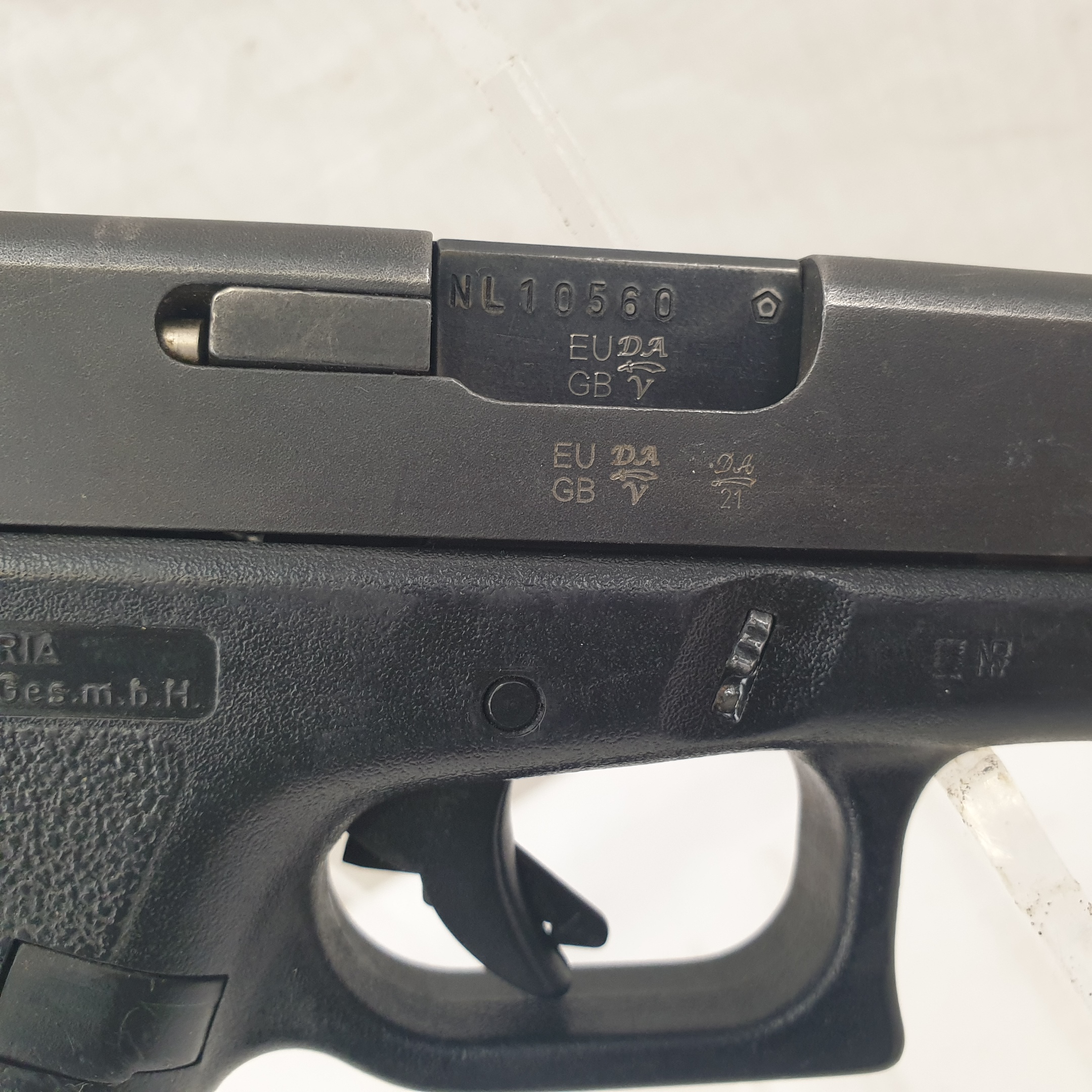 Deactivated Glock 17 Second Generation #6 - Image 6