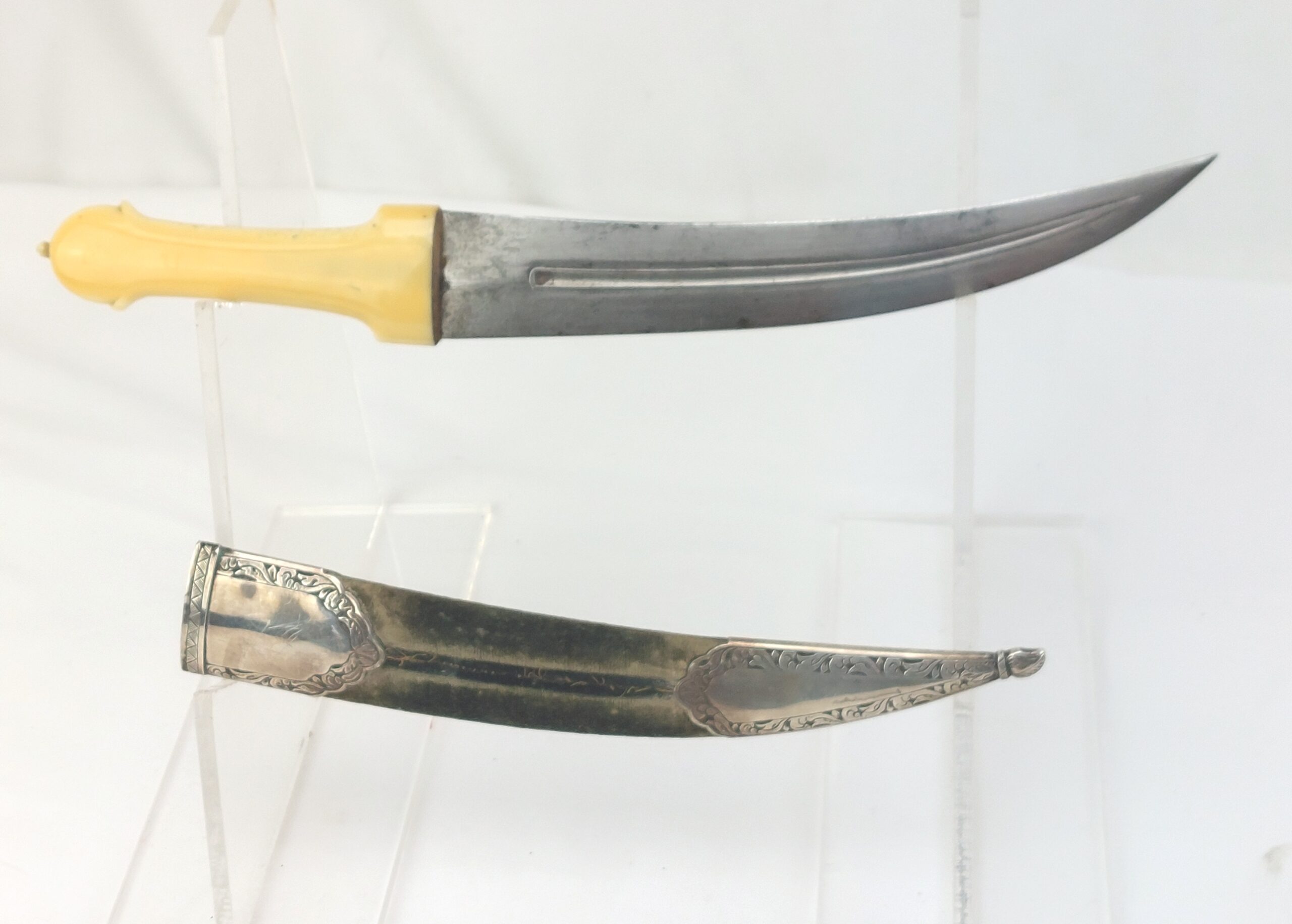 Elegant, Bone Handled Russian Officers Dagger / Babut with Silver and Green Velvet Scabbard - Image 7
