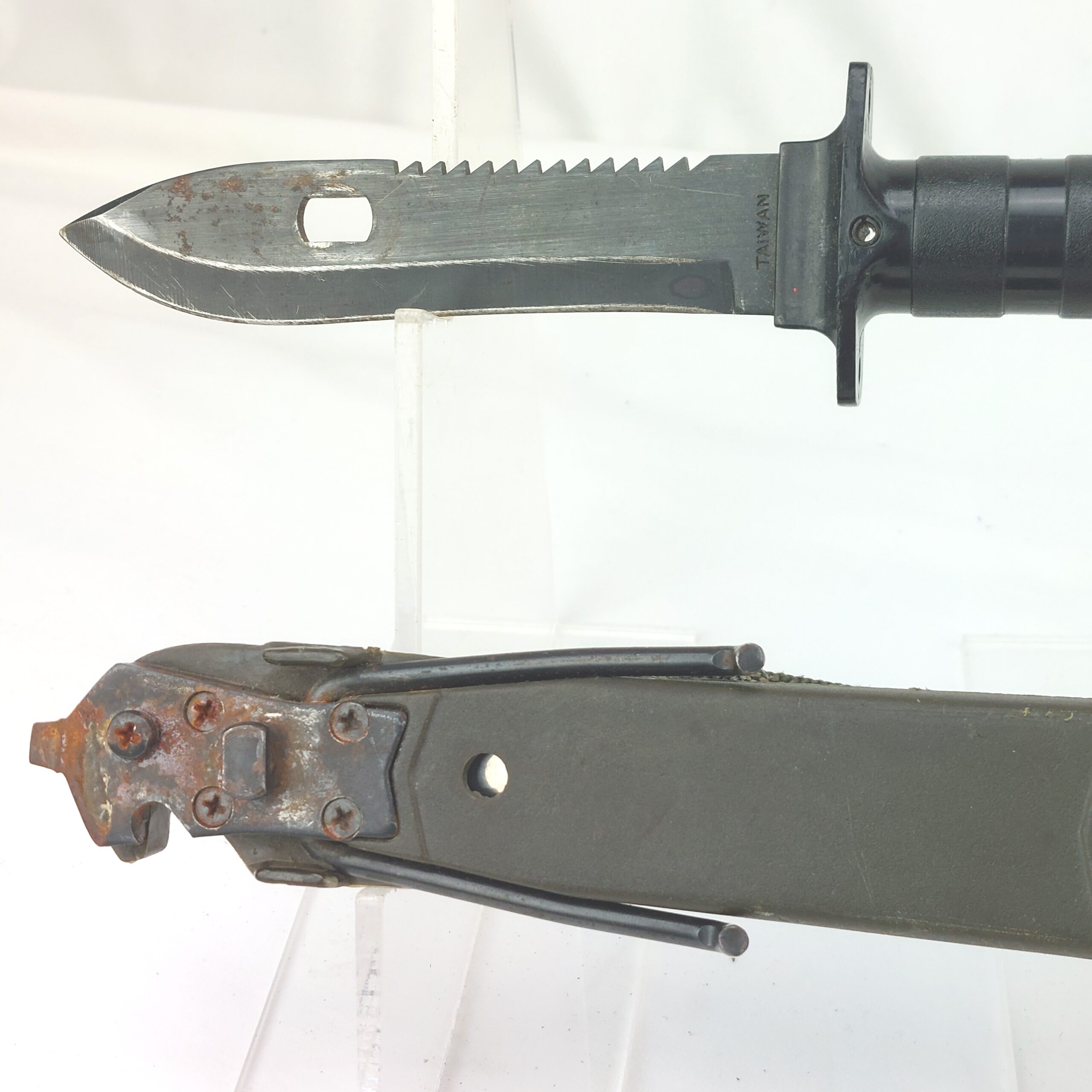 Explorer Kit Survival Knife and Scabbard - Image 3