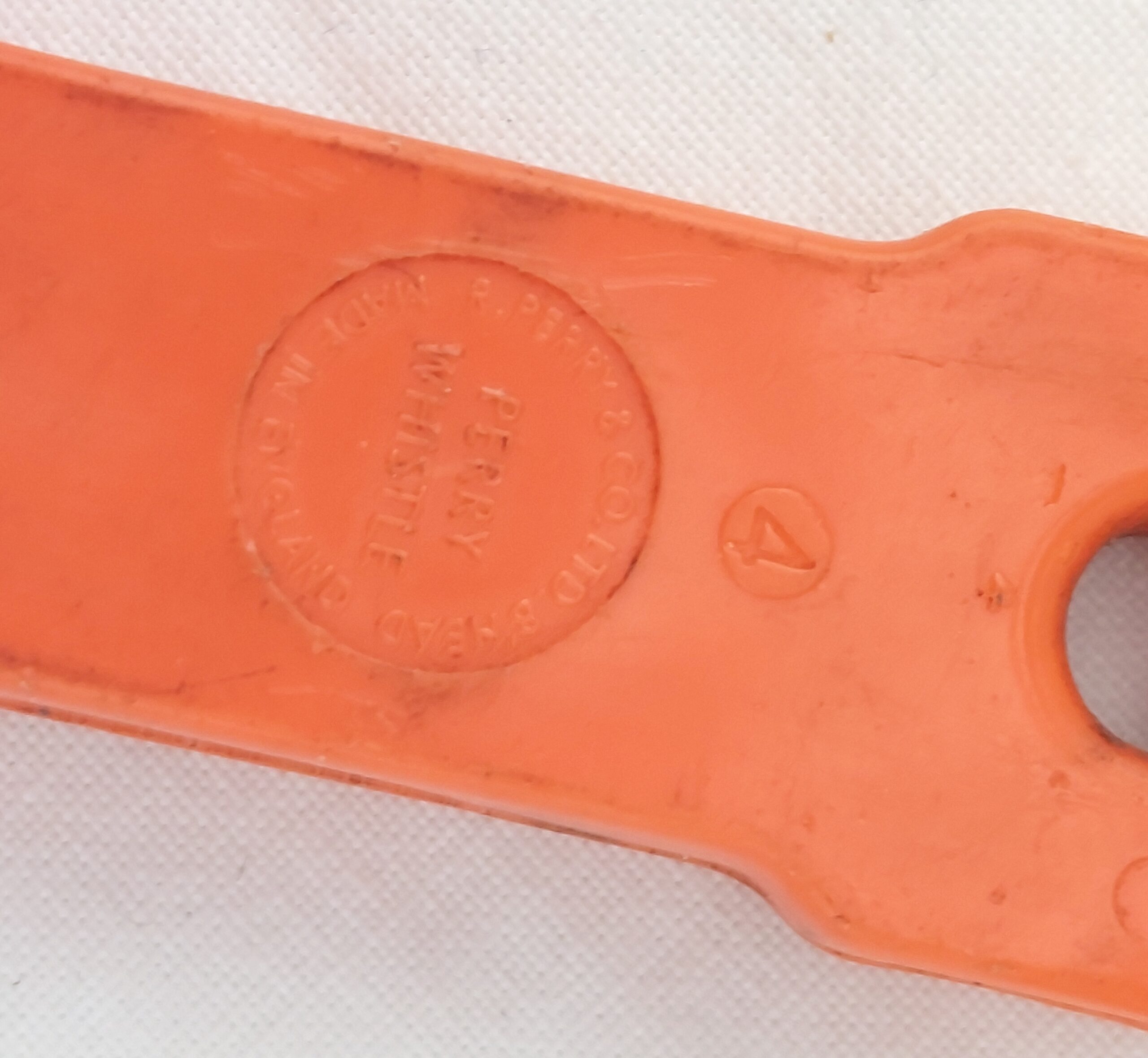 Explorer Kit Survival Knife and Scabbard - Image 8