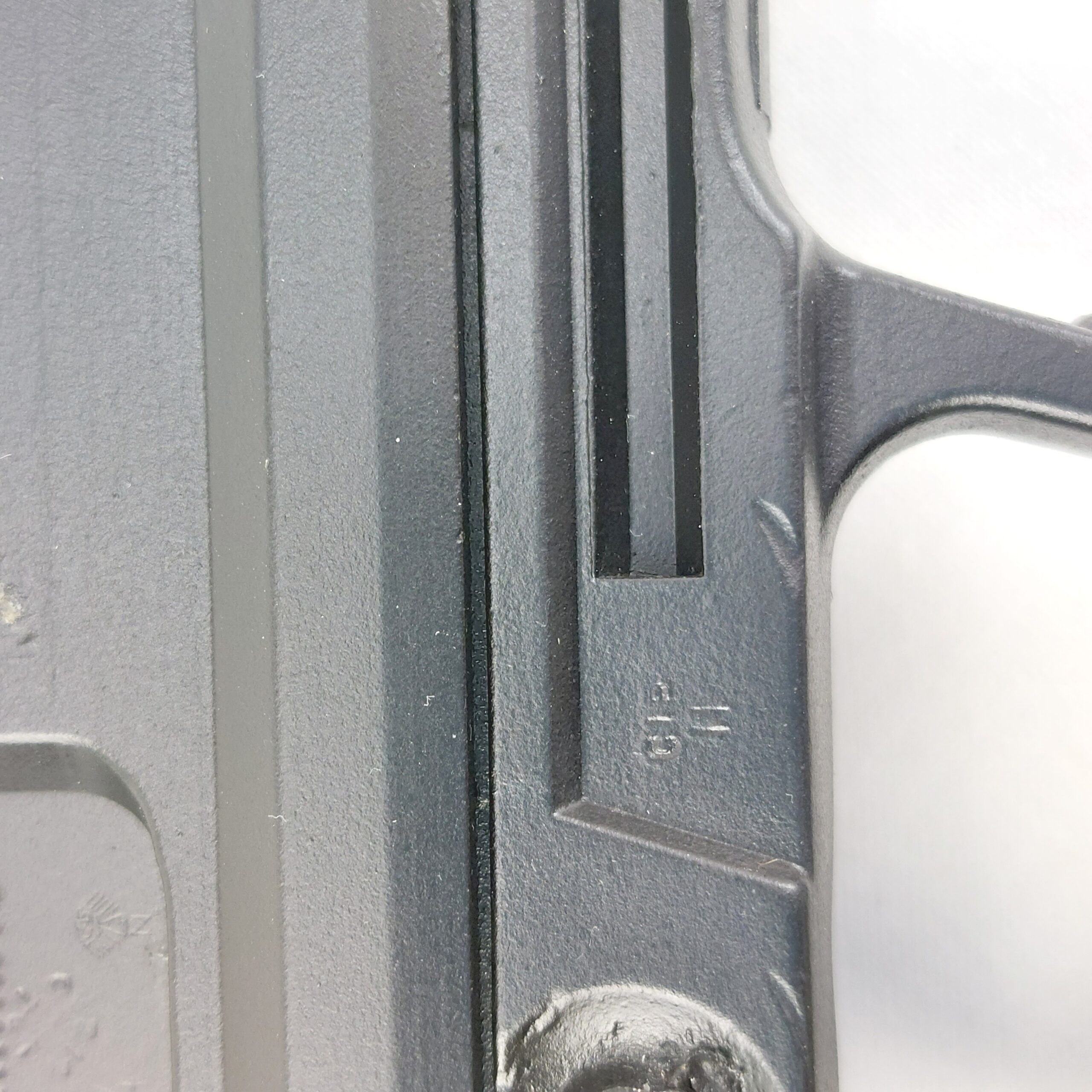 German Heckler & Koch USP 9mm Automatic Pistol - Image 17
