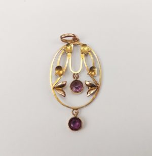9ct Gold & Purple Glass Necklace Pendant