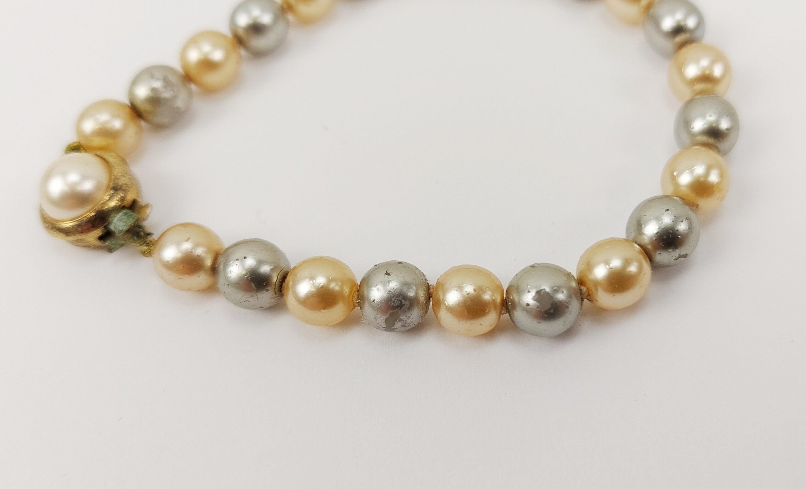 c1960’s Freshwater Pearl Bracelet - Image 4