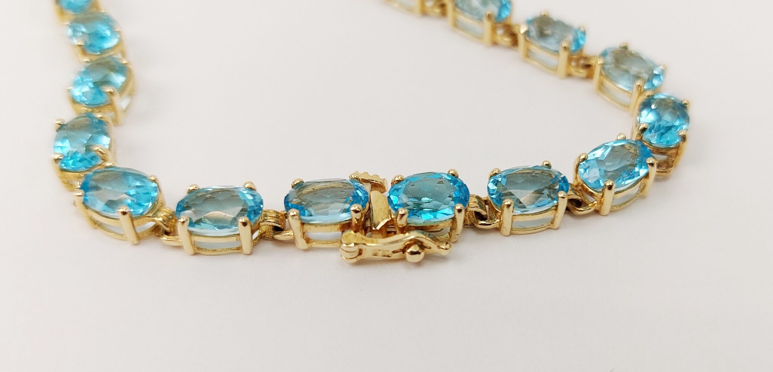 14ct Gold Blue Topaz Bracelet & Earrings Set - Image 4