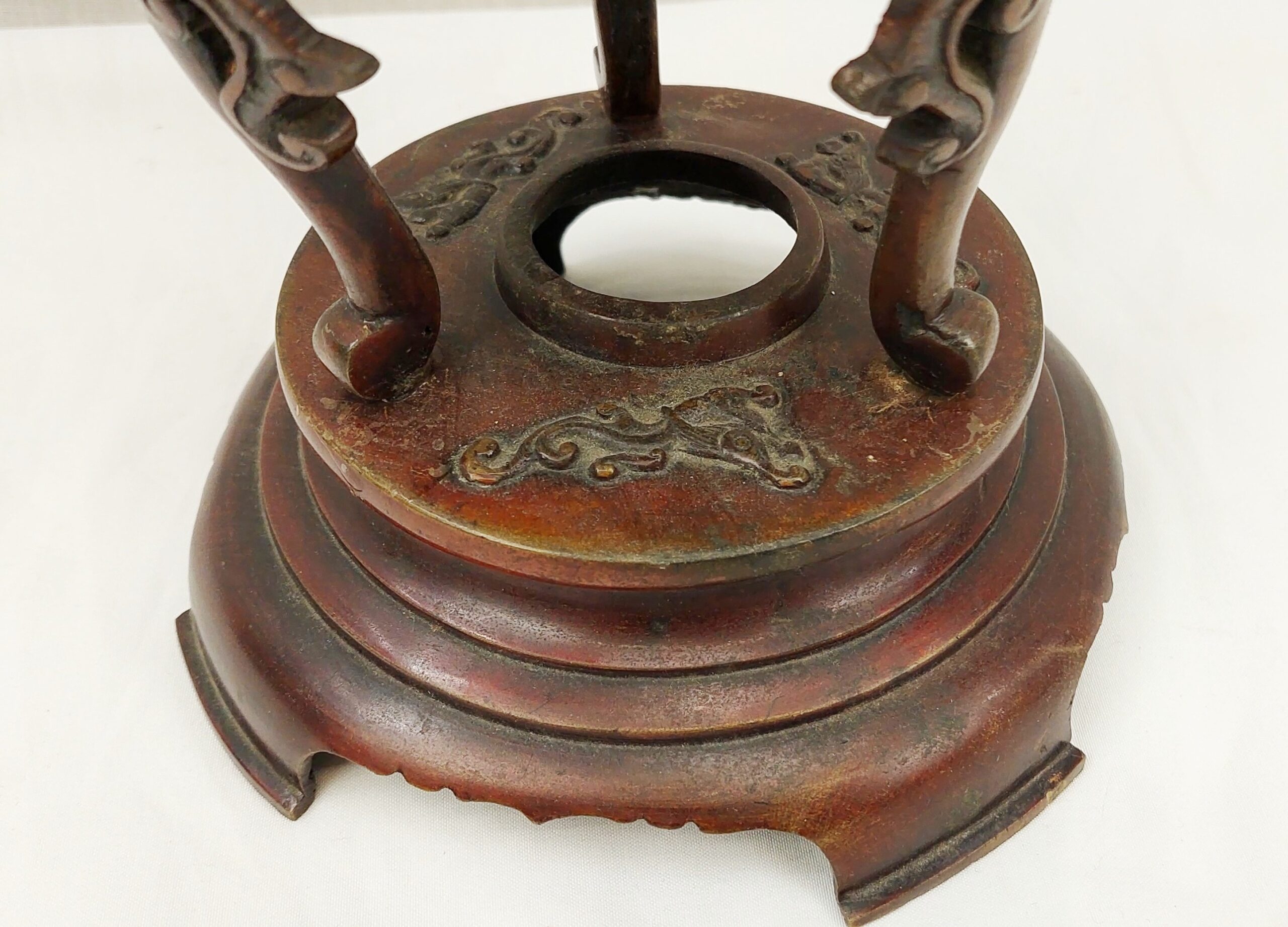 Japanese Victorian 19th Century Bronze Vase With Bird And Floral Panels - Image 4