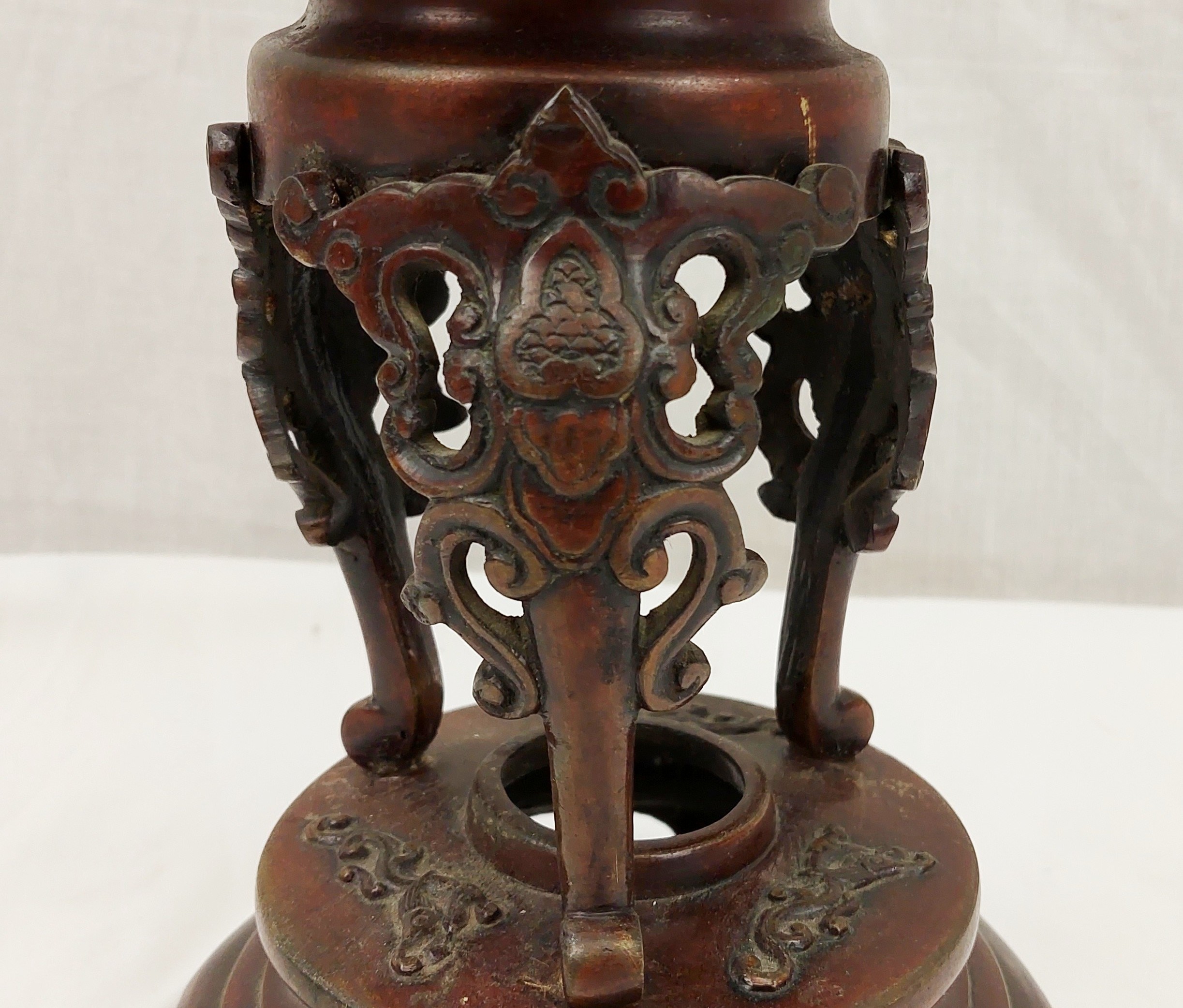 Japanese Victorian 19th Century Bronze Vase With Bird And Floral Panels - Image 3
