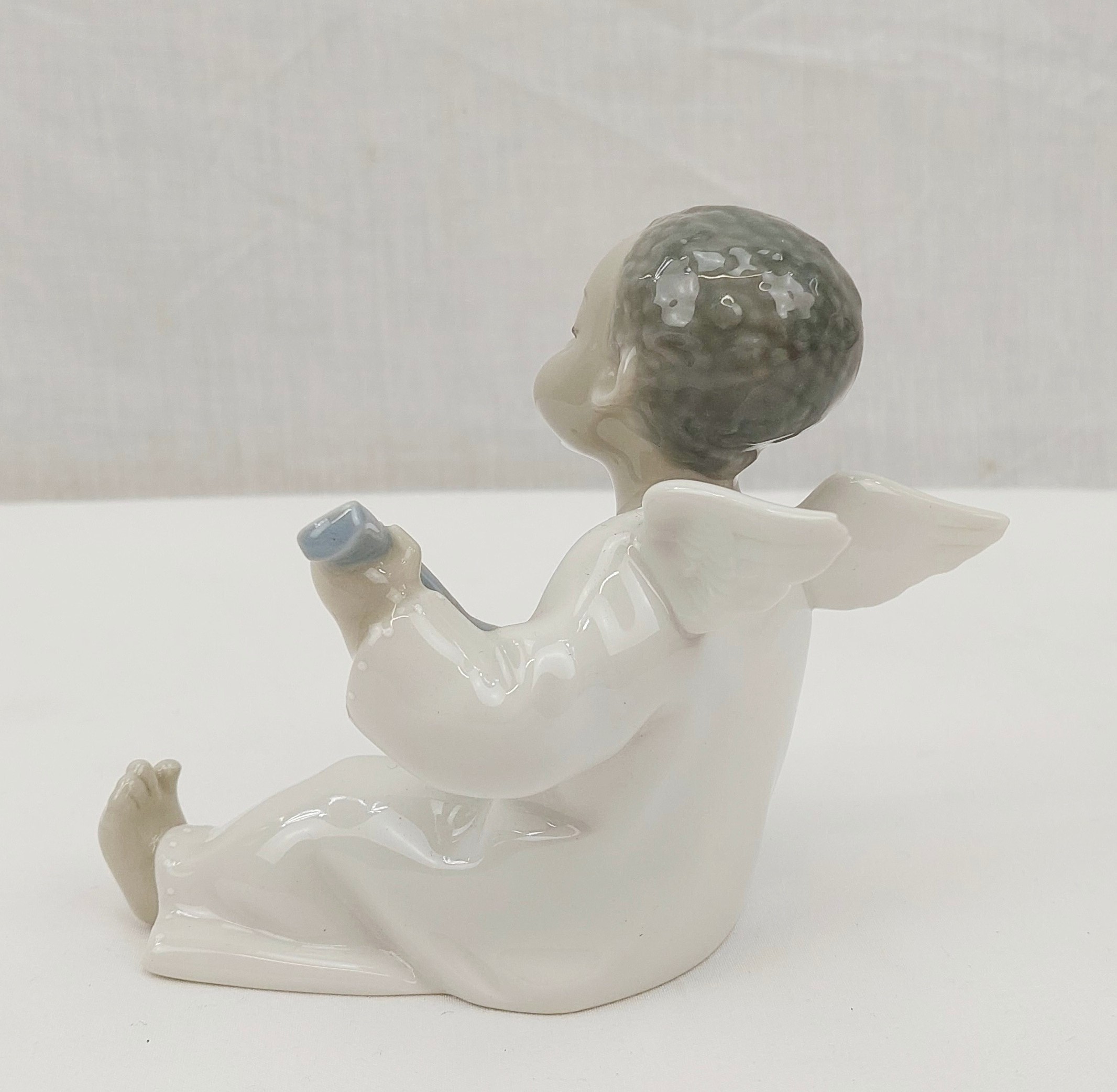 Lladro 4537 Angel Ceramic Figurine - Image 3