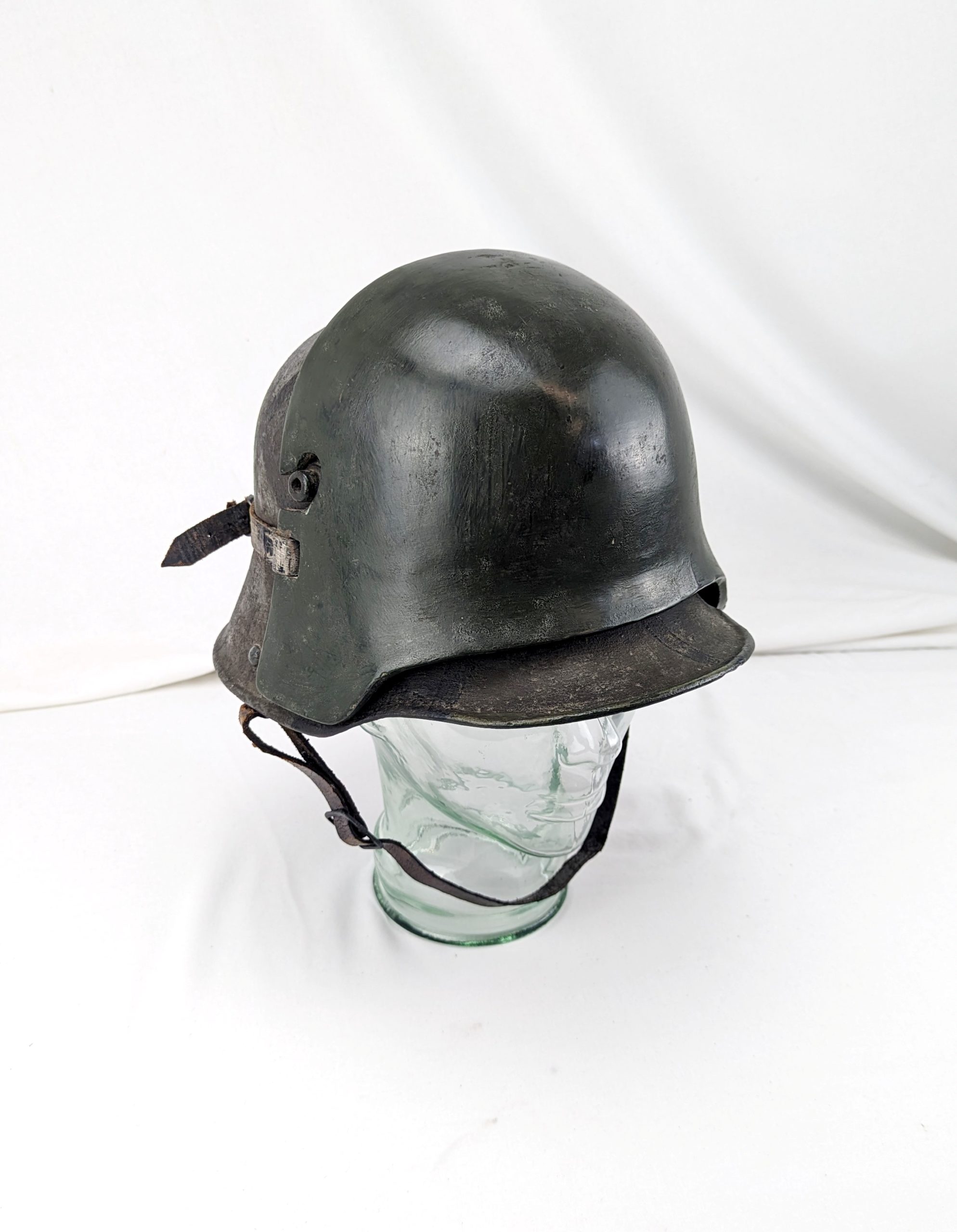 WW1 German M16 Helmet with Brow Plate (Stirnpanzer)