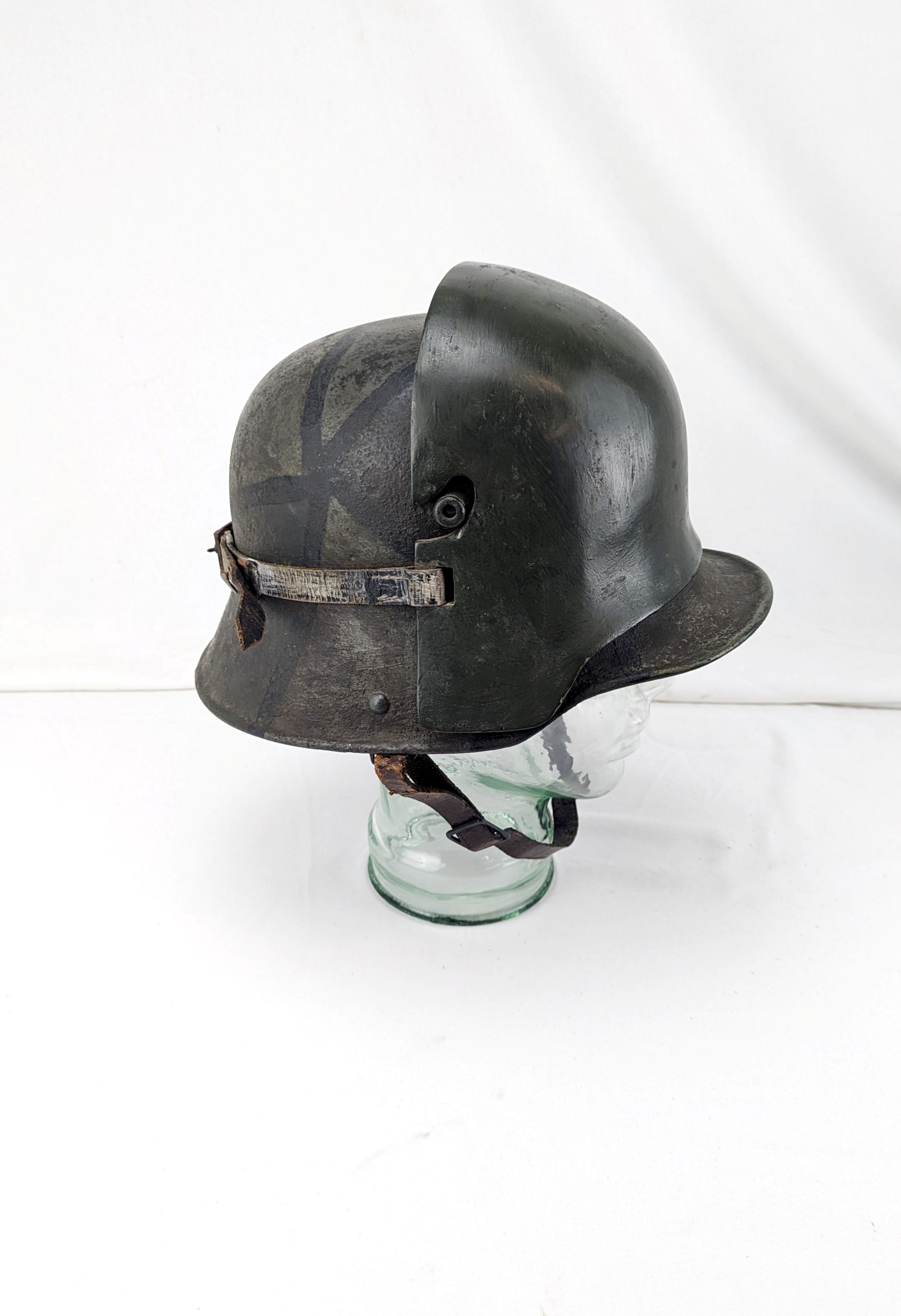 WW1 German M16 Helmet with Brow Plate (Stirnpanzer) - Image 2