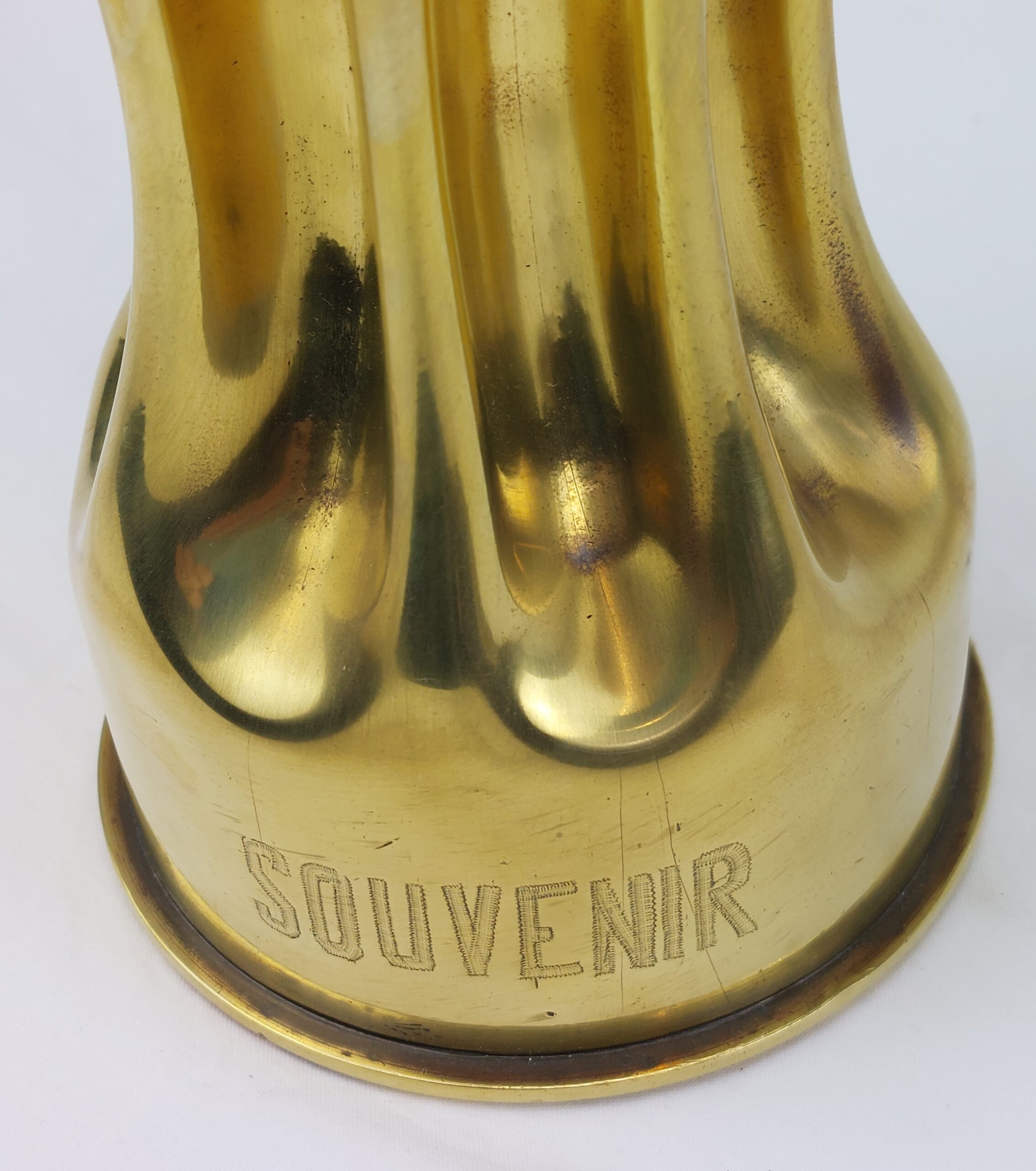 WW2, Ornate, Trench Art, Brass 'Souvenir' Vase, Made from 105 MM M14 Type 1 Shell, dated 1944 - Image 3
