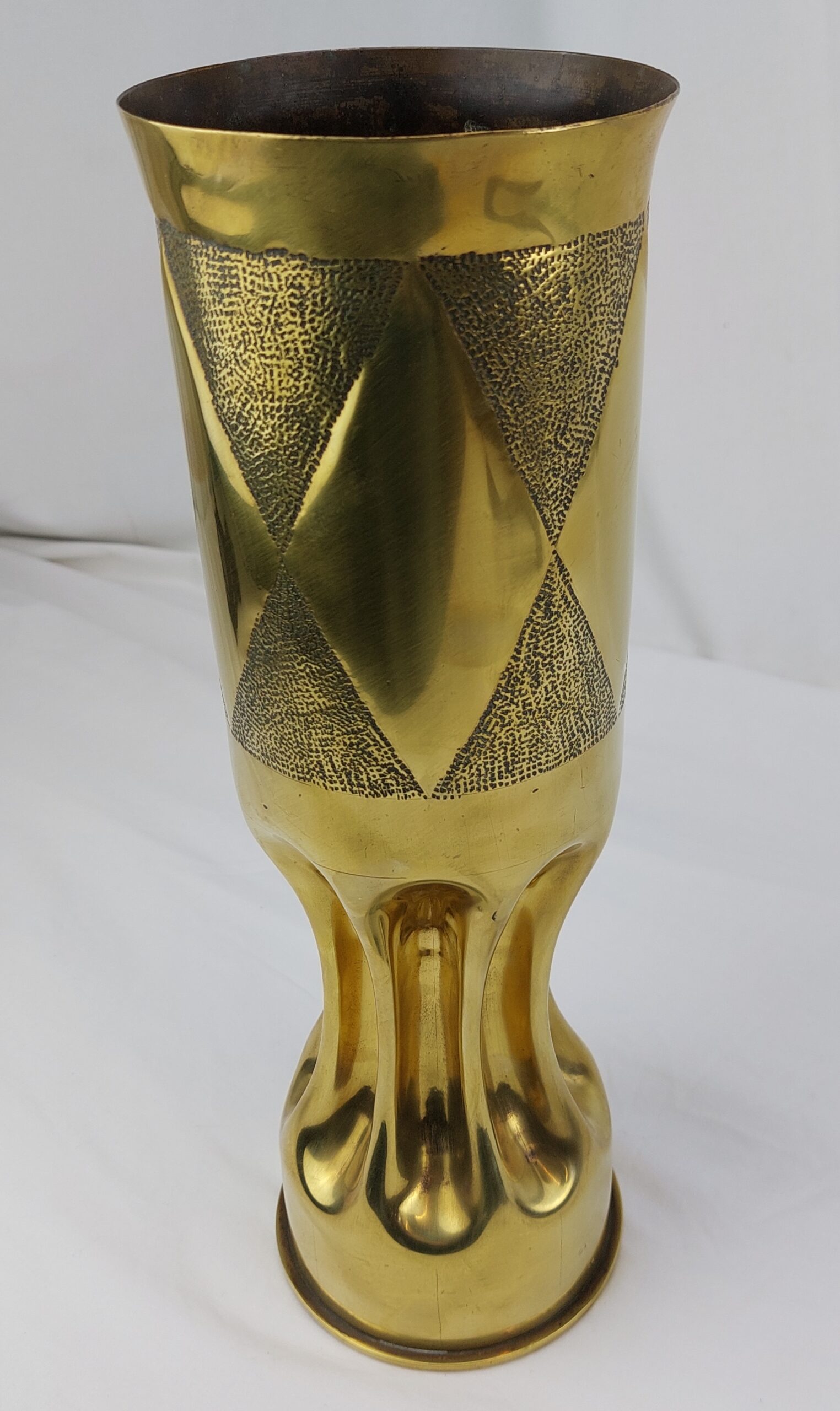 WW2, Ornate, Trench Art, Brass 'Souvenir' Vase, Made from 105 MM M14 Type 1 Shell, dated 1944 - Image 5