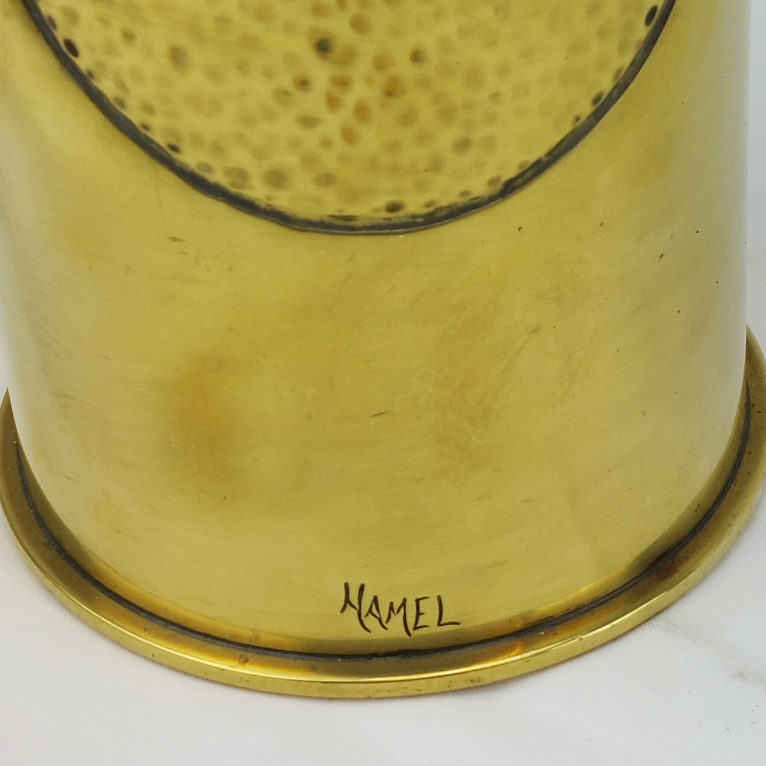 WW2, Trench Art, Brass Tulip Vase, Signed Hamel, Made from 105 MM M14 Type 1 Shell, dated 1943 - Image 2