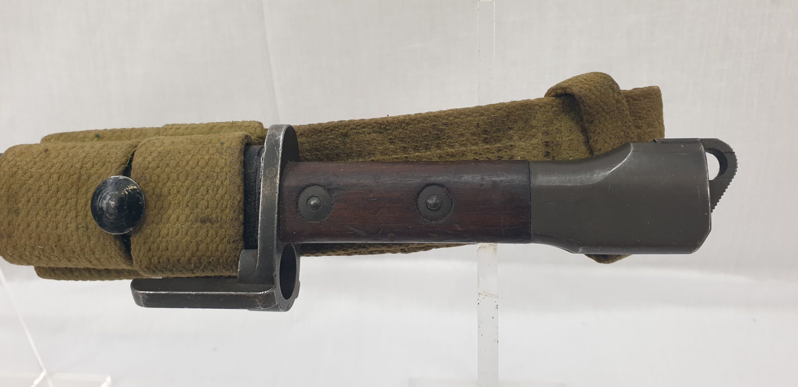 FN FAL Bayonet, Scabbard and Frog, Belgium—FN Type A Bayonet with Wood Grip Scales #1 - Image 5