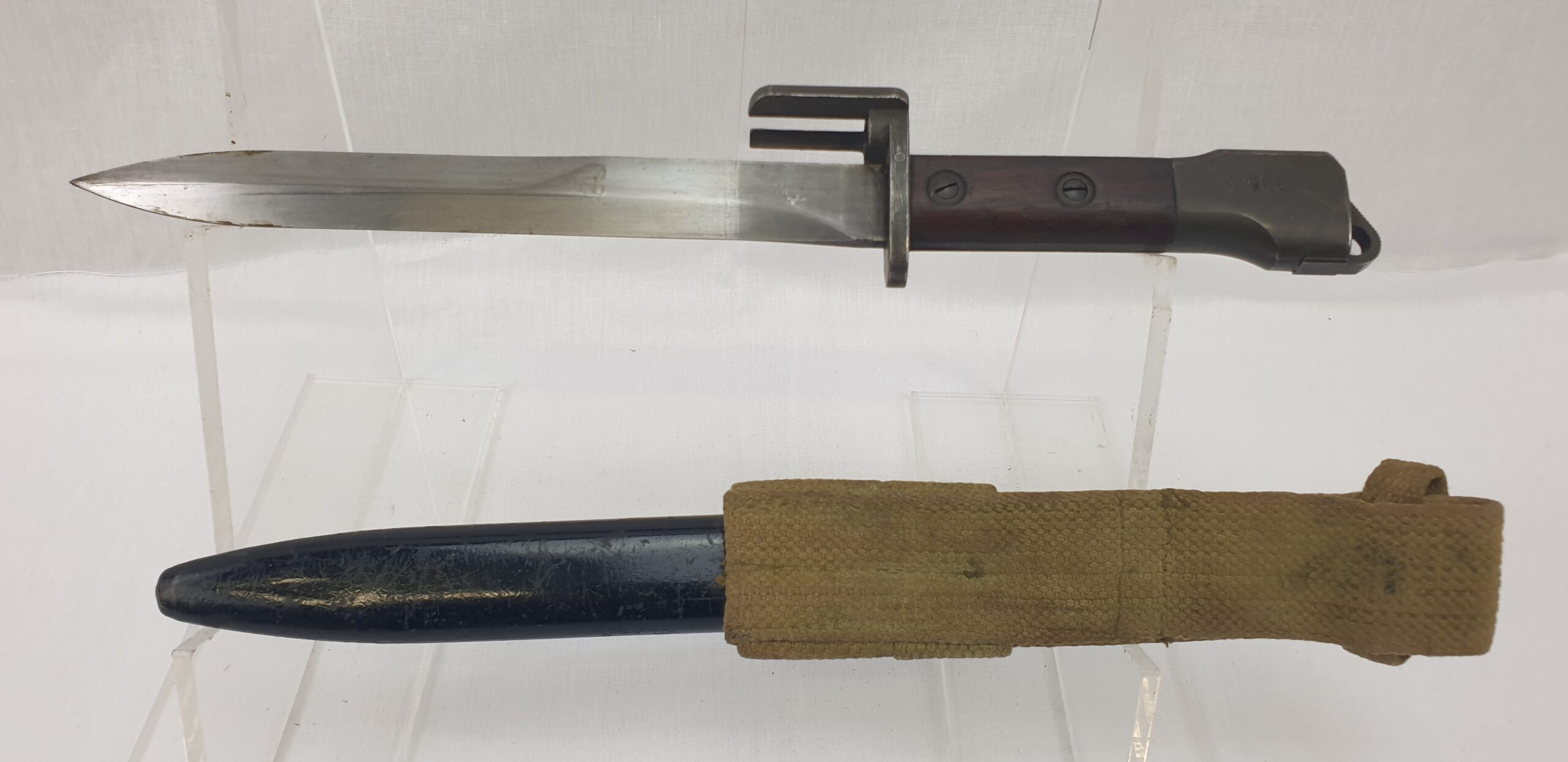 FN FAL Bayonet, Scabbard and Frog, Belgium—FN Type A Bayonet with Wood Grip Scales #1 - Image 2