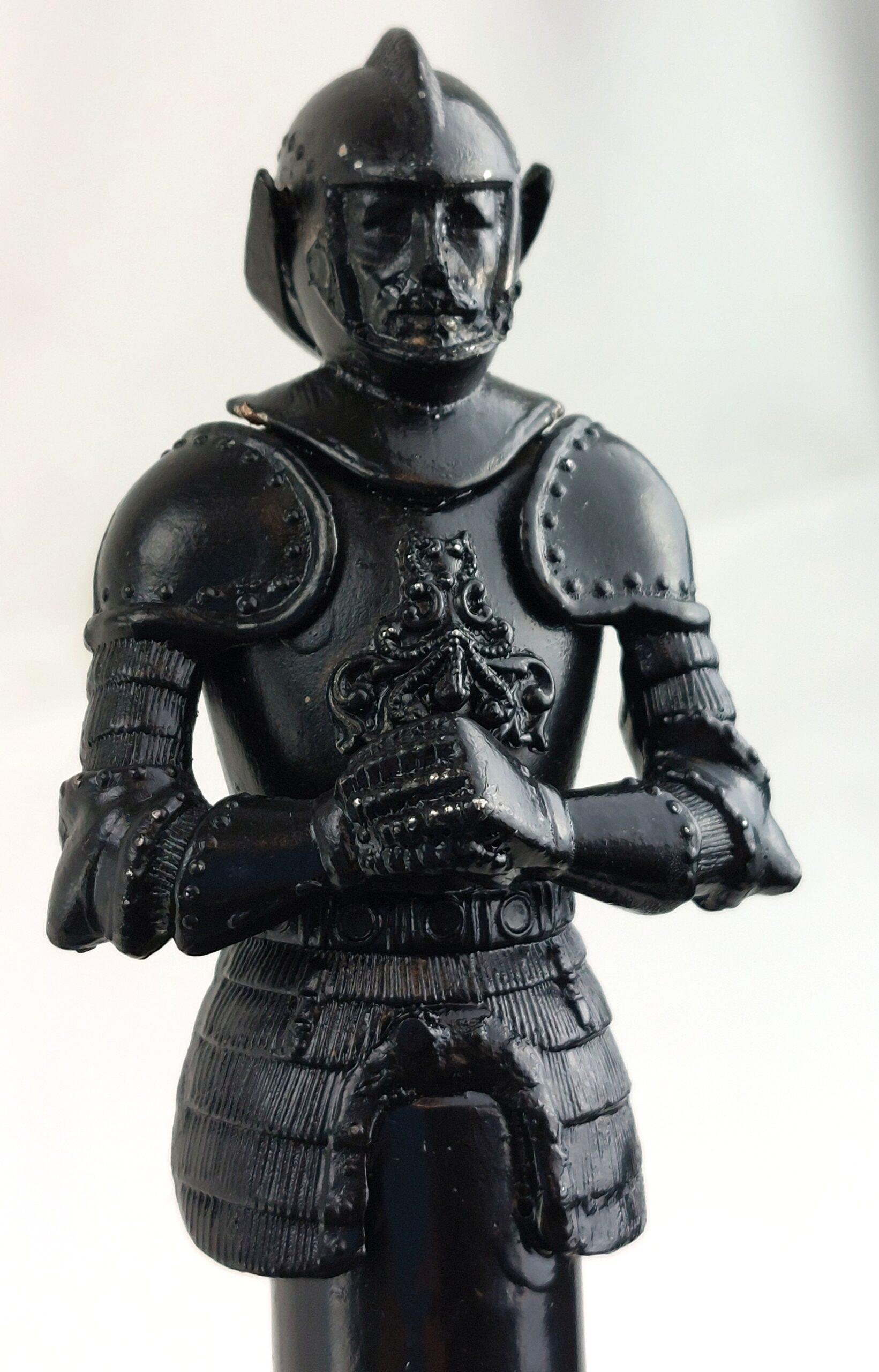 Fantastic Knight Topped Black Walking Stick - Image 2