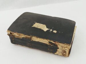 Gardeners Book With 152 Original Plates From Gerards ‘The Herball’ or ‘Generall Historie of Plantes’