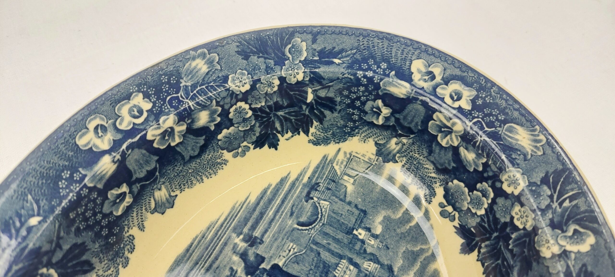 1891 Dated Wedgwood Ferrara Pattern Dish - Image 4