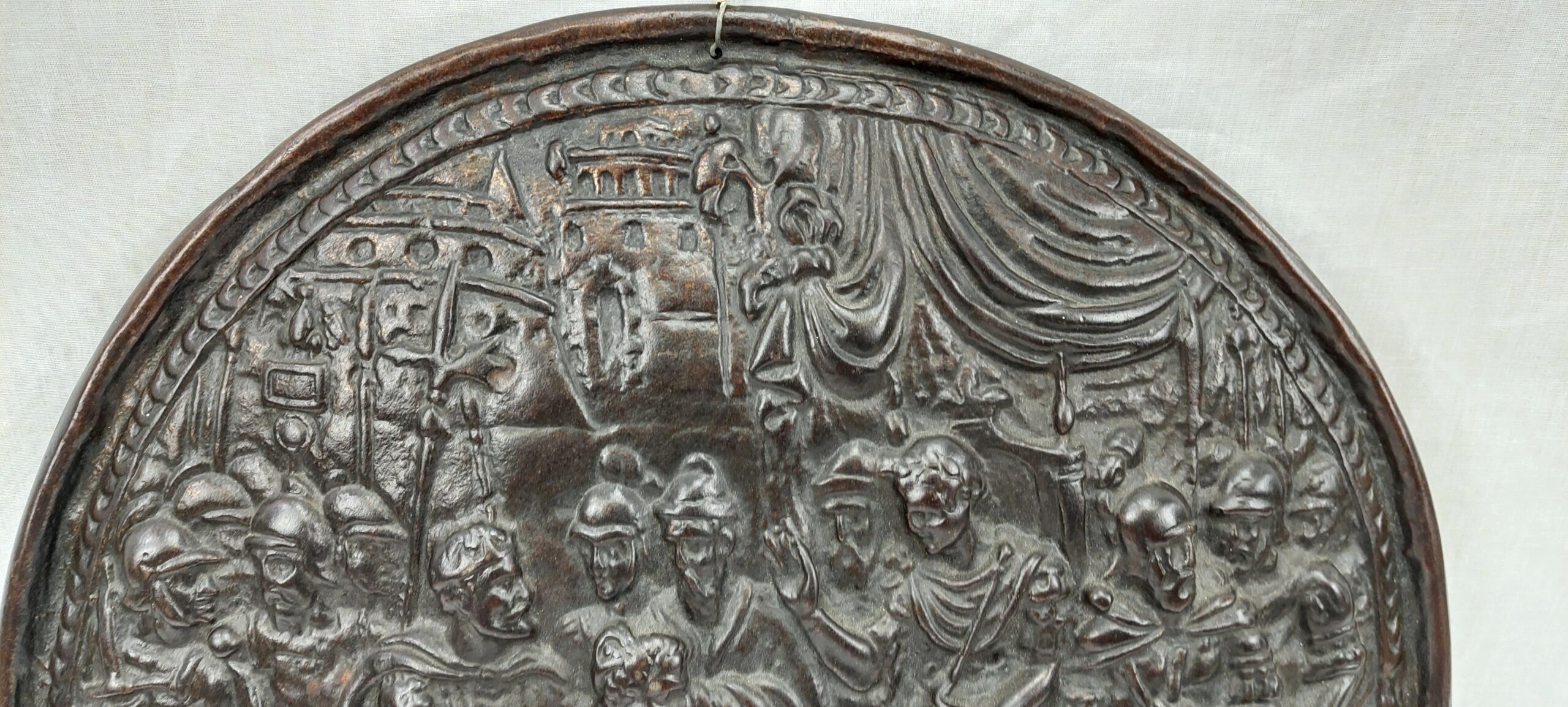 Victorian Cast Iron Plaque With Historical Roman Scene - Image 3